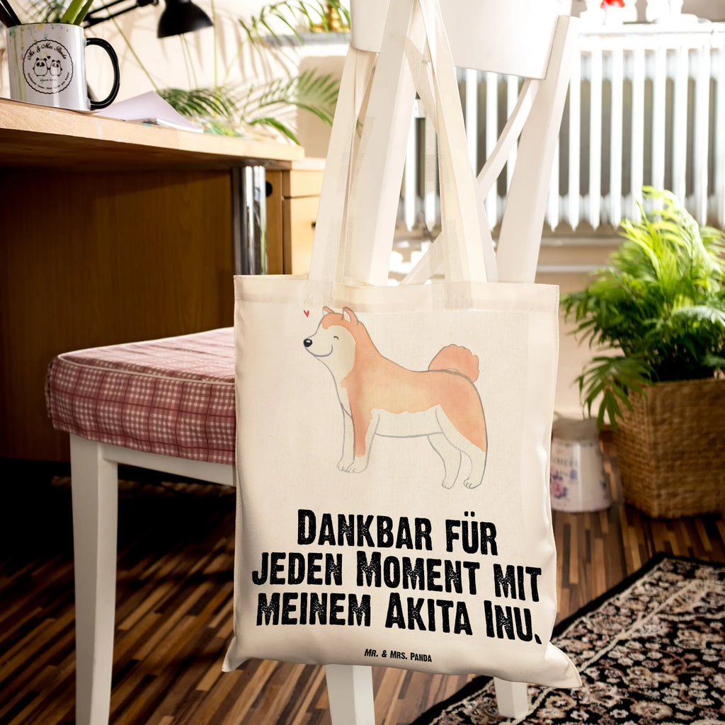 Tragetasche Akita Inu Moment Beuteltasche, Beutel, Einkaufstasche, Jutebeutel, Stoffbeutel, Tasche, Shopper, Umhängetasche, Strandtasche, Schultertasche, Stofftasche, Tragetasche, Badetasche, Jutetasche, Einkaufstüte, Laptoptasche, Hund, Hunderasse, Rassehund, Hundebesitzer, Geschenk, Tierfreund, Schenken, Welpe, Akita Ken, Japanischer Akita, Akita-Inu, Akita Inu