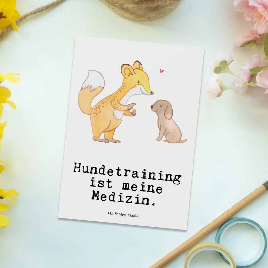 Postkarte Fuchs Hundetraining Postkarte, Karte, Geschenkkarte, Grußkarte, Einladung, Ansichtskarte, Geburtstagskarte, Einladungskarte, Dankeskarte, Ansichtskarten, Einladung Geburtstag, Einladungskarten Geburtstag, Geschenk, Sport, Sportart, Hobby, Schenken, Danke, Dankeschön, Auszeichnung, Gewinn, Sportler, Hundetraining, Hundeerziehung, Hundeschule, Welpenschule, Hundeprüfung