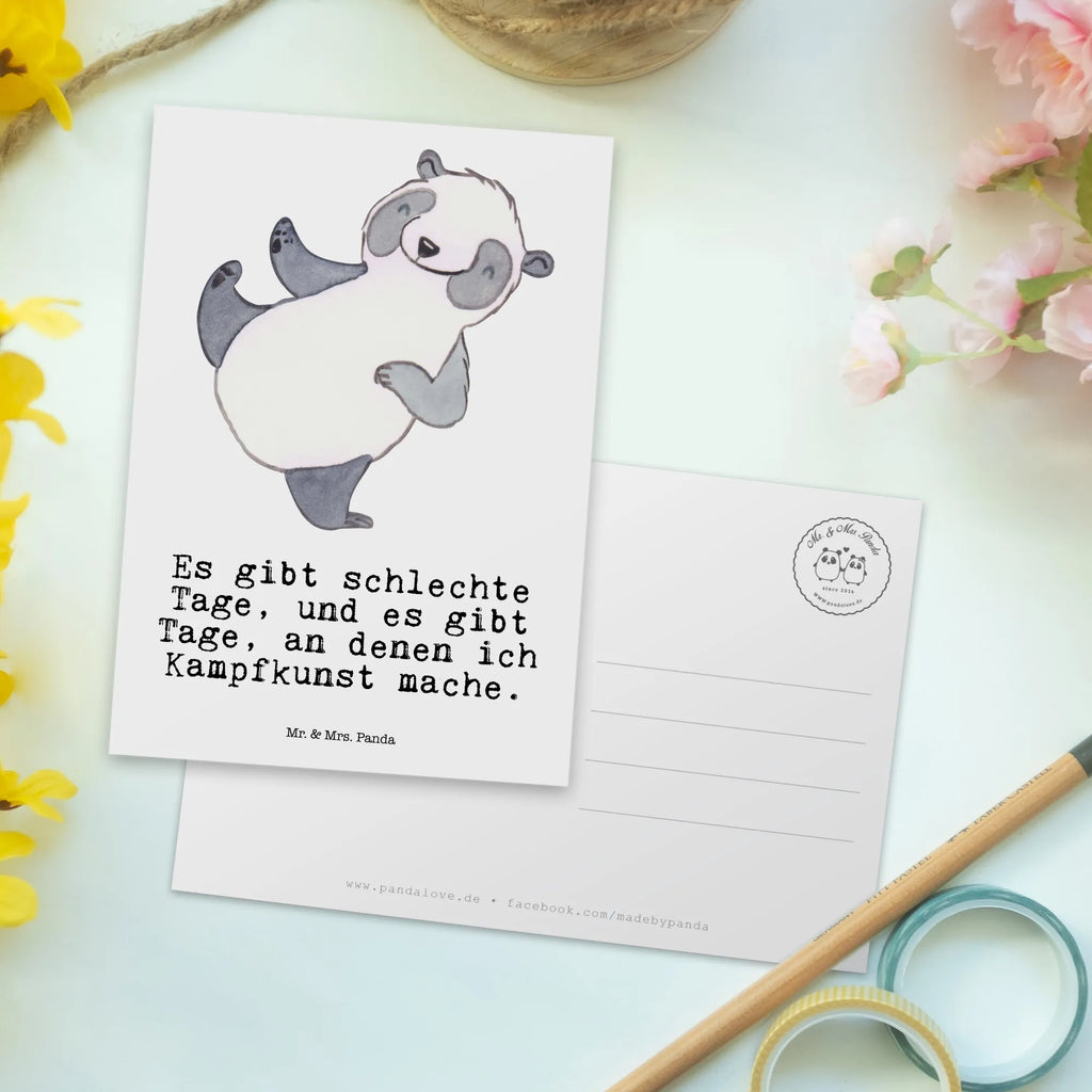 Postkarte Panda Kampfkunst Postkarte, Karte, Geschenkkarte, Grußkarte, Einladung, Ansichtskarte, Geburtstagskarte, Einladungskarte, Dankeskarte, Ansichtskarten, Einladung Geburtstag, Einladungskarten Geburtstag, Geschenk, Sport, Sportart, Hobby, Schenken, Danke, Dankeschön, Auszeichnung, Gewinn, Sportler, Kampfkunst, Kampfsportarten, Selbstverteidigung