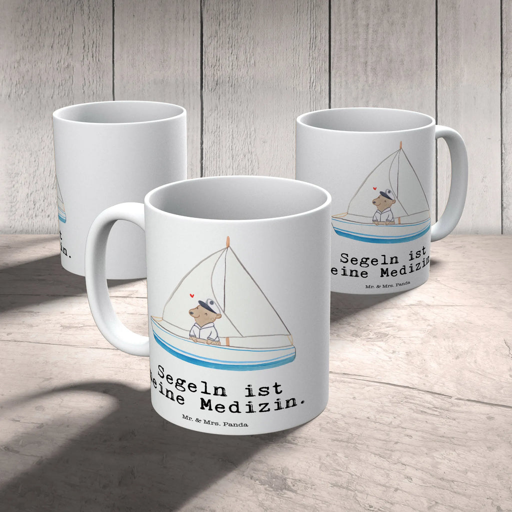 Tasse Bär Segeln Tasse, Kaffeetasse, Teetasse, Becher, Kaffeebecher, Teebecher, Keramiktasse, Porzellantasse, Büro Tasse, Geschenk Tasse, Tasse Sprüche, Tasse Motive, Kaffeetassen, Tasse bedrucken, Designer Tasse, Cappuccino Tassen, Schöne Teetassen, Geschenk, Sport, Sportart, Hobby, Schenken, Danke, Dankeschön, Auszeichnung, Gewinn, Sportler, segeln, Segeltörn, Segelboot, Segelschule, Yachtclub