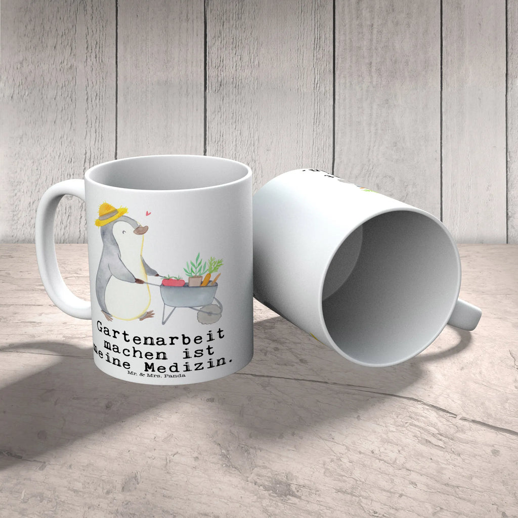 Tasse Pinguin Gartenarbeit Tasse, Kaffeetasse, Teetasse, Becher, Kaffeebecher, Teebecher, Keramiktasse, Porzellantasse, Büro Tasse, Geschenk Tasse, Tasse Sprüche, Tasse Motive, Kaffeetassen, Tasse bedrucken, Designer Tasse, Cappuccino Tassen, Schöne Teetassen, Geschenk, Sport, Sportart, Hobby, Schenken, Danke, Dankeschön, Auszeichnung, Gewinn, Sportler, Gartenarbeit, Urban gardening, Gärtnern, Gartenpflege