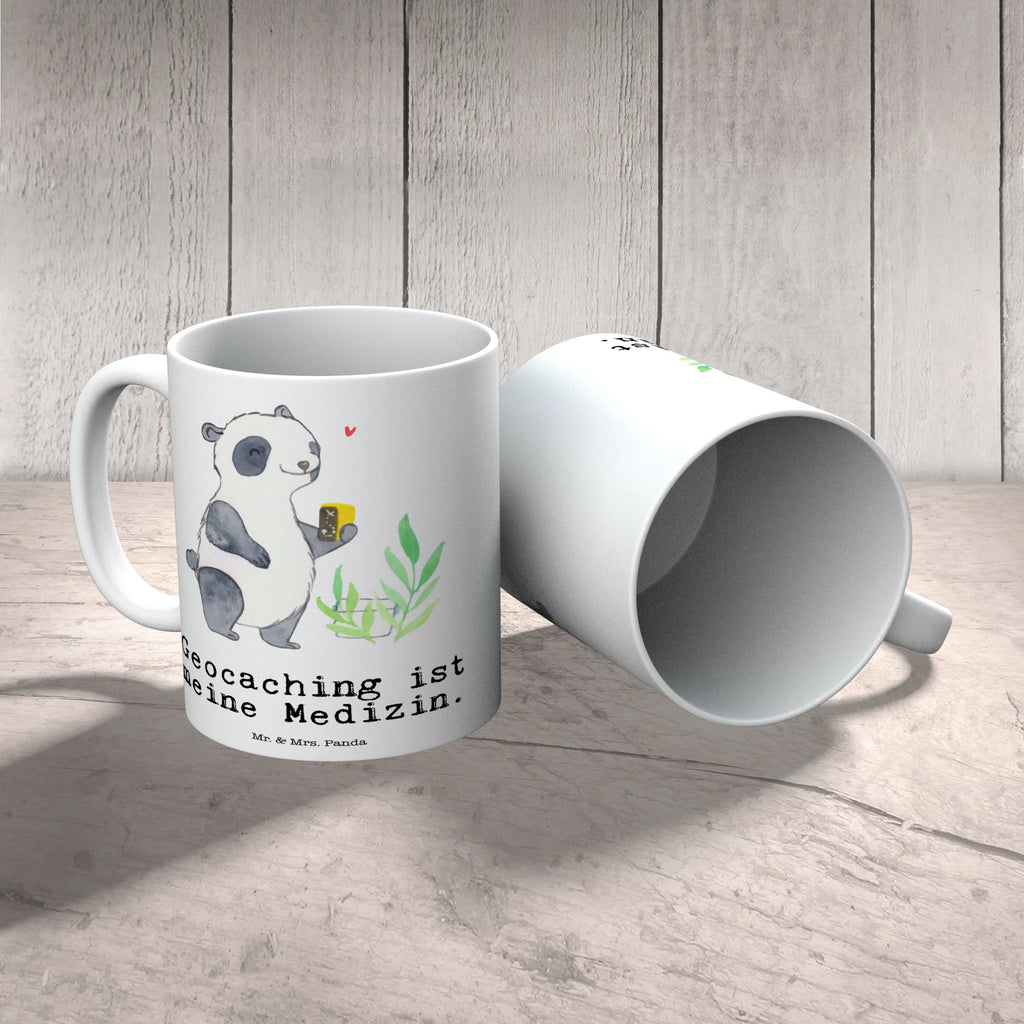 Tasse Panda Geocaching Tasse, Kaffeetasse, Teetasse, Becher, Kaffeebecher, Teebecher, Keramiktasse, Porzellantasse, Büro Tasse, Geschenk Tasse, Tasse Sprüche, Tasse Motive, Kaffeetassen, Tasse bedrucken, Designer Tasse, Cappuccino Tassen, Schöne Teetassen, Geschenk, Sport, Sportart, Hobby, Schenken, Danke, Dankeschön, Auszeichnung, Gewinn, Sportler, Geocaching, Schatzsuchen, GPS Schnitzeljagd, Opencaching