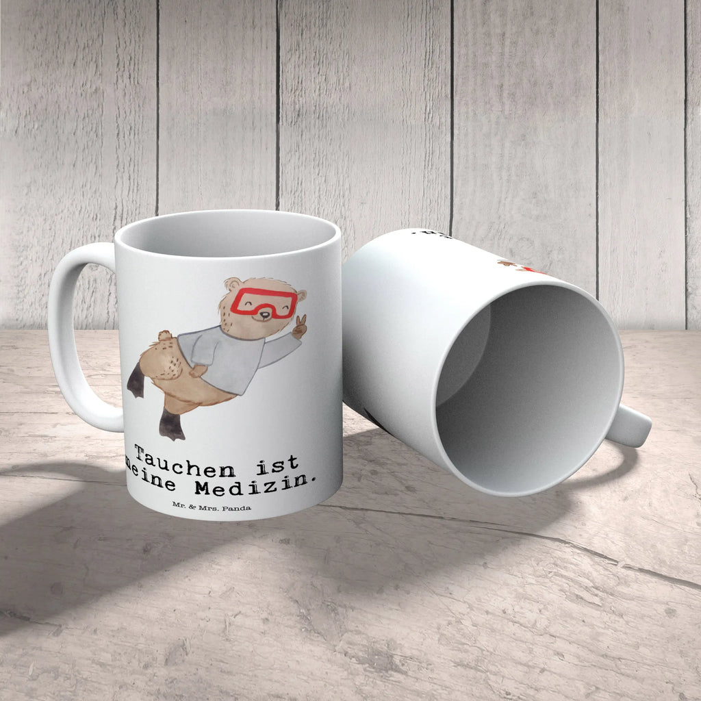 Tasse Bär Tauchen Tasse, Kaffeetasse, Teetasse, Becher, Kaffeebecher, Teebecher, Keramiktasse, Porzellantasse, Büro Tasse, Geschenk Tasse, Tasse Sprüche, Tasse Motive, Kaffeetassen, Tasse bedrucken, Designer Tasse, Cappuccino Tassen, Schöne Teetassen, Geschenk, Sport, Sportart, Hobby, Schenken, Danke, Dankeschön, Auszeichnung, Gewinn, Sportler, Tauchen, schnorcheln, Tauchgang, Tauchschule, Diving, Dive, Unterwasserabenteuer, Tauchsport, Tiefseetauchen, Tauchausflug, Tauchsafari