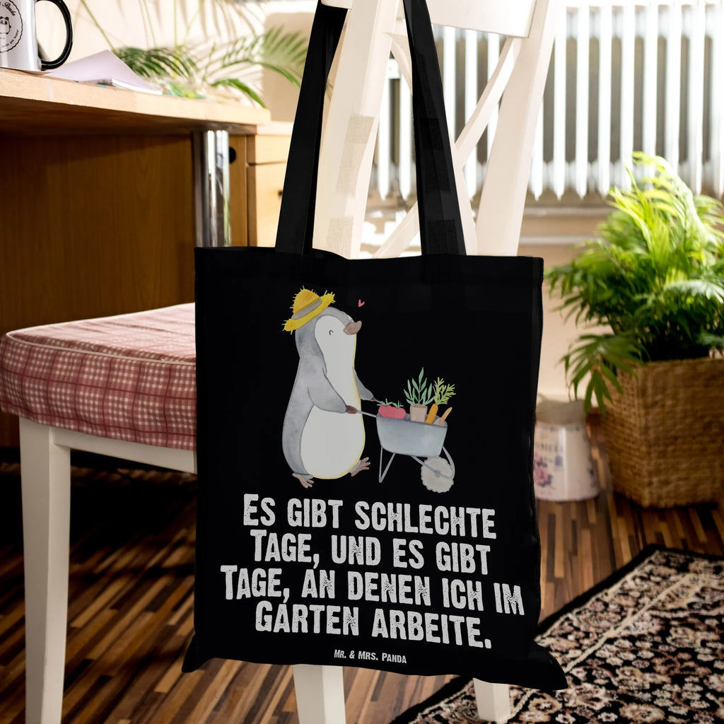 Tragetasche Pinguin Gartenarbeit Beuteltasche, Beutel, Einkaufstasche, Jutebeutel, Stoffbeutel, Tasche, Shopper, Umhängetasche, Strandtasche, Schultertasche, Stofftasche, Tragetasche, Badetasche, Jutetasche, Einkaufstüte, Laptoptasche, Geschenk, Sport, Sportart, Hobby, Schenken, Danke, Dankeschön, Auszeichnung, Gewinn, Sportler, Gartenarbeit, Urban gardening, Gärtnern, Gartenpflege