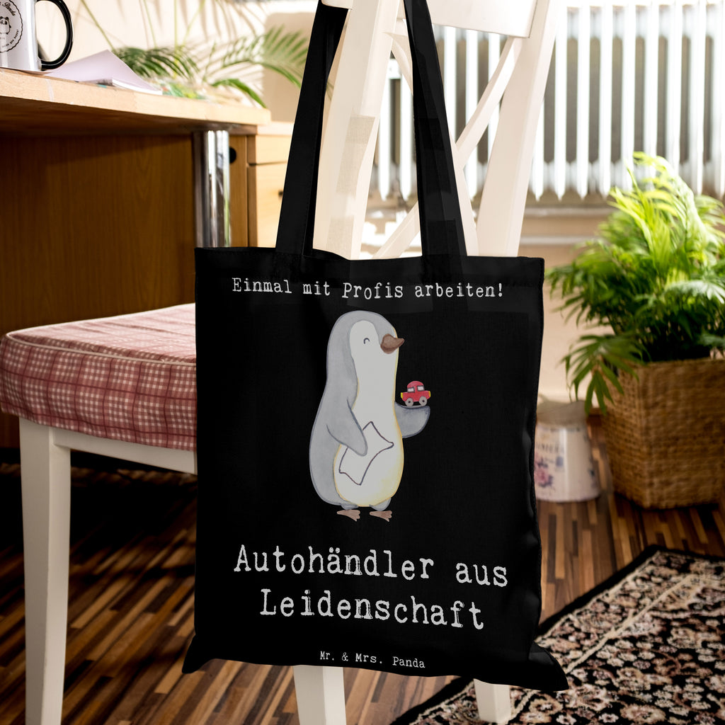 Tragetasche Autohändler aus Leidenschaft Beuteltasche, Beutel, Einkaufstasche, Jutebeutel, Stoffbeutel, Tasche, Shopper, Umhängetasche, Strandtasche, Schultertasche, Stofftasche, Tragetasche, Badetasche, Jutetasche, Einkaufstüte, Laptoptasche, Beruf, Ausbildung, Jubiläum, Abschied, Rente, Kollege, Kollegin, Geschenk, Schenken, Arbeitskollege, Mitarbeiter, Firma, Danke, Dankeschön, Autohändler, Eröffnung Autohaus, Autohandel, Gebrauchtwagenhändler, Autoverkäufer