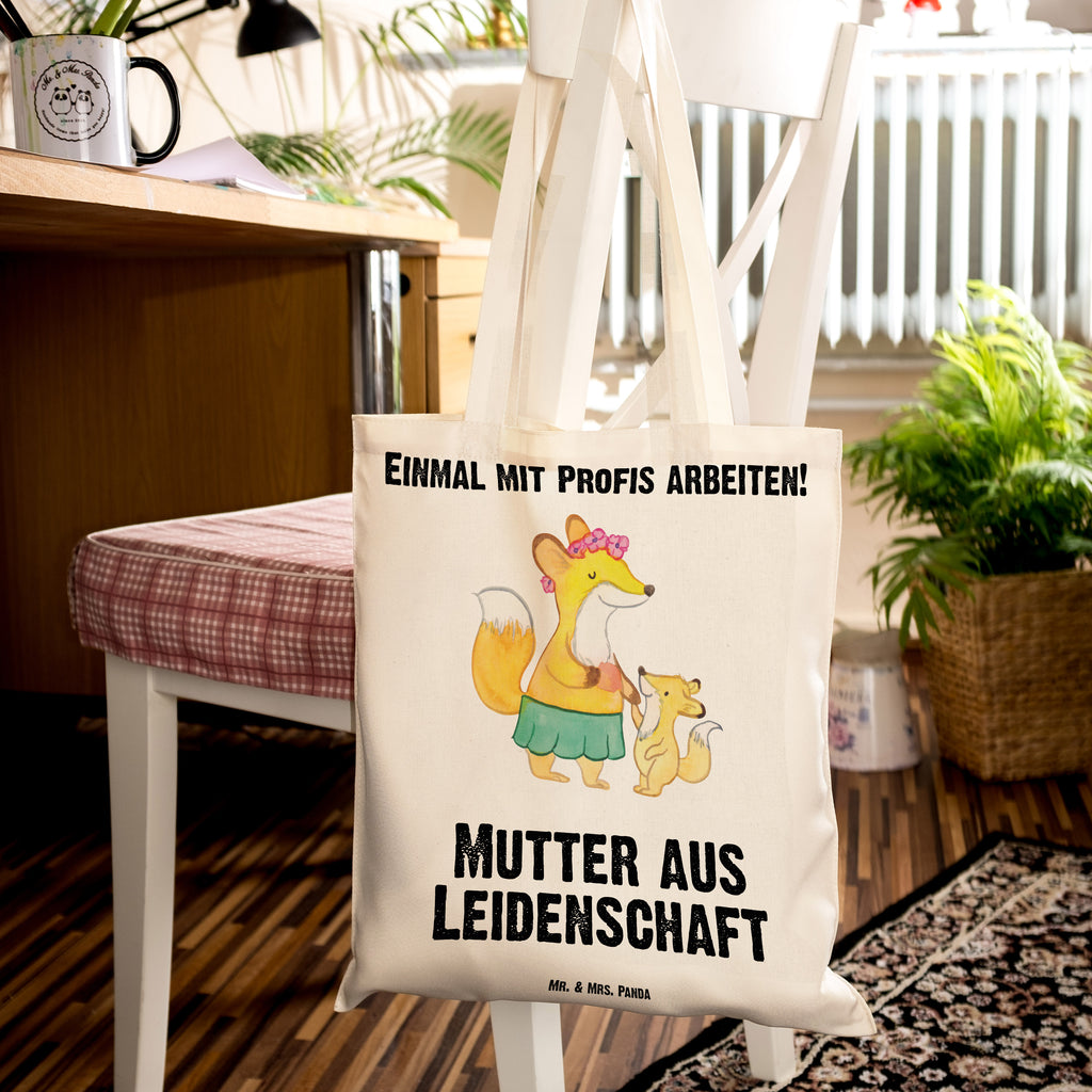 Tragetasche Mutter aus Leidenschaft Beuteltasche, Beutel, Einkaufstasche, Jutebeutel, Stoffbeutel, Tasche, Shopper, Umhängetasche, Strandtasche, Schultertasche, Stofftasche, Tragetasche, Badetasche, Jutetasche, Einkaufstüte, Laptoptasche, Beruf, Ausbildung, Jubiläum, Abschied, Rente, Kollege, Kollegin, Geschenk, Schenken, Arbeitskollege, Mitarbeiter, Firma, Danke, Dankeschön