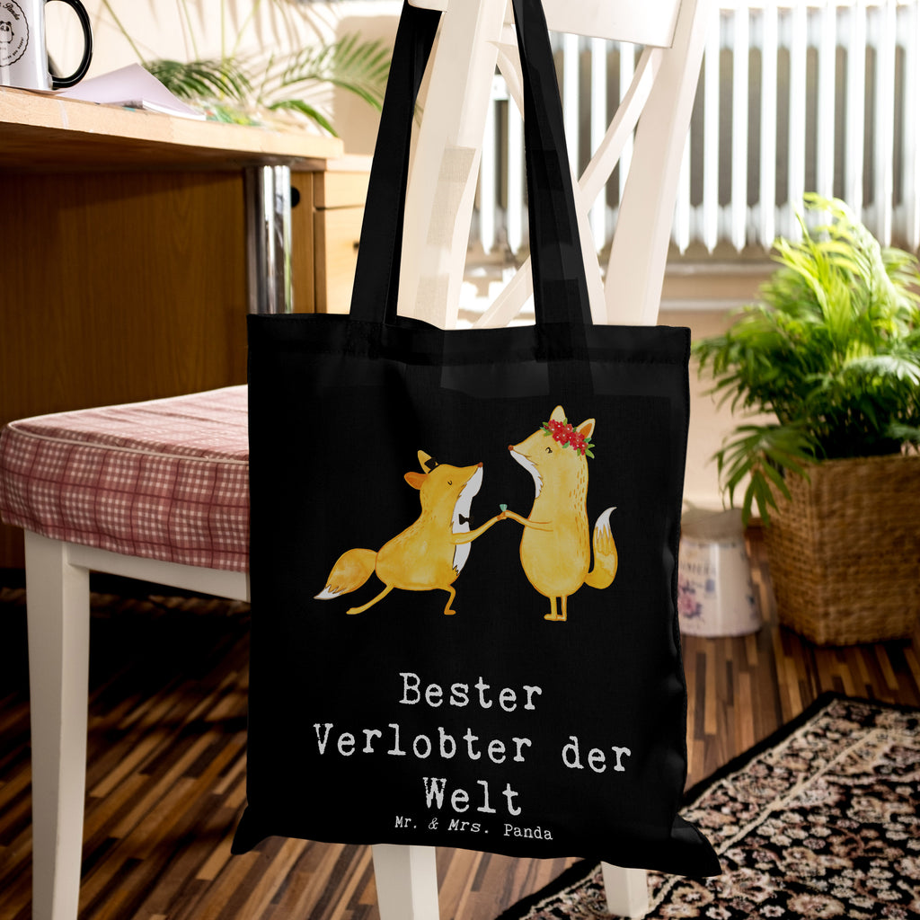 Tragetasche Fuchs Bester Verlobter der Welt Beuteltasche, Beutel, Einkaufstasche, Jutebeutel, Stoffbeutel, Tasche, Shopper, Umhängetasche, Strandtasche, Schultertasche, Stofftasche, Tragetasche, Badetasche, Jutetasche, Einkaufstüte, Laptoptasche, für, Dankeschön, Geschenk, Schenken, Geburtstag, Geburtstagsgeschenk, Geschenkidee, Danke, Bedanken, Mitbringsel, Freude machen, Geschenktipp, Verlobter, Verloben, Verlobung, Traummann, Mann, Freund, Ehemann, Zukünftiger, Hochzeit, Ehe