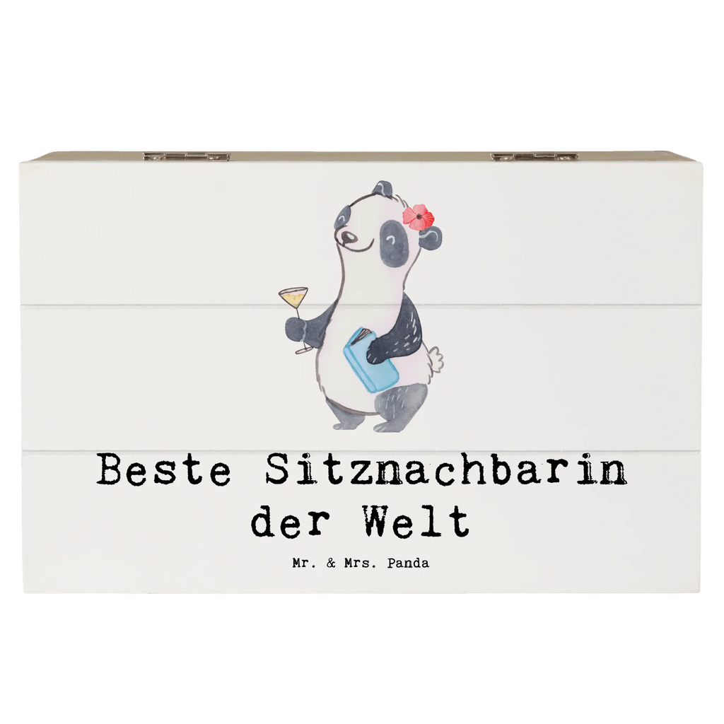 Holzkiste Panda Beste Sitznachbarin der Welt Holzkiste, Kiste, Schatzkiste, Truhe, Schatulle, XXL, Erinnerungsbox, Erinnerungskiste, Dekokiste, Aufbewahrungsbox, Geschenkbox, Geschenkdose, für, Dankeschön, Geschenk, Schenken, Geburtstag, Geburtstagsgeschenk, Geschenkidee, Danke, Bedanken, Mitbringsel, Freude machen, Geschenktipp, Sitznachbarin, Stuhlnachbar, Mitschülerin, Nachbarin, Uni, Universität, Seminar, Kommilitone, Tischnachbar, Schule, Mitstudentin, Hochschule, Beste Sitznachbarin der Welt, Weltbeste Sitznachbarin