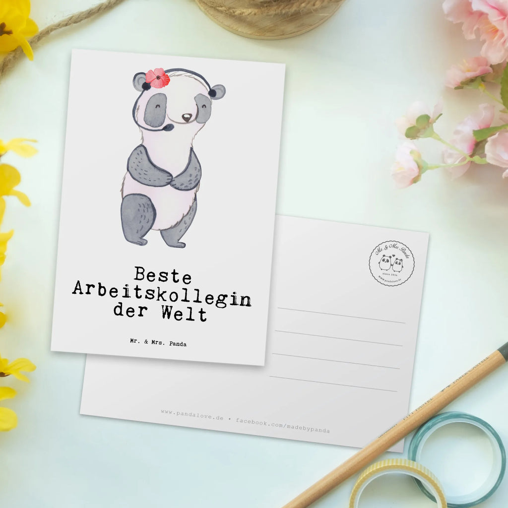 Postkarte Panda Beste Arbeitskollegin der Welt Postkarte, Karte, Geschenkkarte, Grußkarte, Einladung, Ansichtskarte, Geburtstagskarte, Einladungskarte, Dankeskarte, Ansichtskarten, Einladung Geburtstag, Einladungskarten Geburtstag, für, Dankeschön, Geschenk, Schenken, Geburtstag, Geburtstagsgeschenk, Geschenkidee, Danke, Bedanken, Mitbringsel, Freude machen, Geschenktipp, Arbeitskollegin, Kollegin, Freundin, Büro, Abschiedsgeschenk, Ruhestand, Arbeit, Mitarbeiterin, Berufsgenossin, Beruf