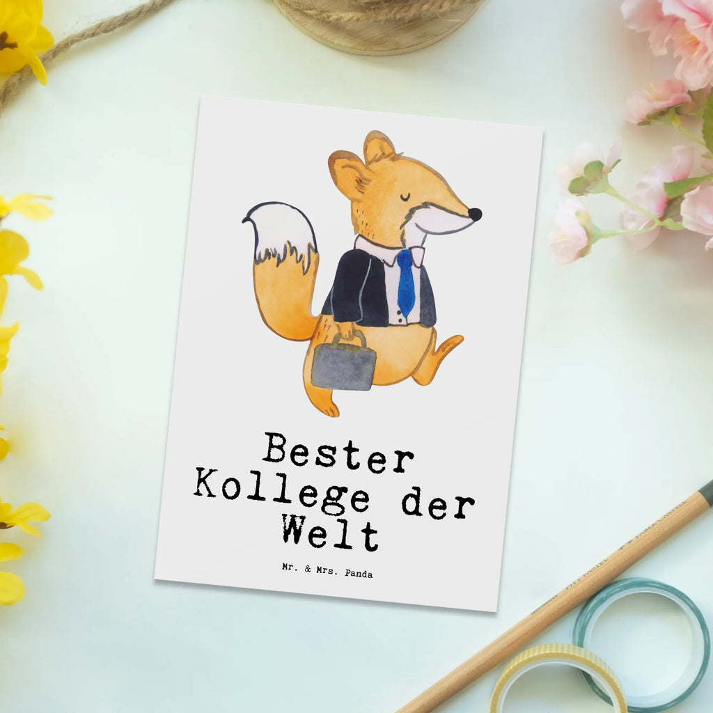 Postkarte Fuchs Bester Kollege der Welt Postkarte, Karte, Geschenkkarte, Grußkarte, Einladung, Ansichtskarte, Geburtstagskarte, Einladungskarte, Dankeskarte, Ansichtskarten, Einladung Geburtstag, Einladungskarten Geburtstag, für, Dankeschön, Geschenk, Schenken, Geburtstag, Geburtstagsgeschenk, Geschenkidee, Danke, Bedanken, Mitbringsel, Freude machen, Geschenktipp, Arbeitskollege, Kollege, Büro, Abschiedsgeschenk, Ruhestand, Arbeit, Mitarbeiter, Berufsgenosse, Beruf