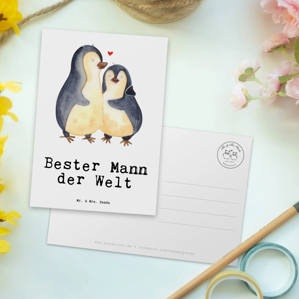 Postkarte Pinguin Bester Mann der Welt Postkarte, Karte, Geschenkkarte, Grußkarte, Einladung, Ansichtskarte, Geburtstagskarte, Einladungskarte, Dankeskarte, Ansichtskarten, Einladung Geburtstag, Einladungskarten Geburtstag, für, Dankeschön, Geschenk, Schenken, Geburtstag, Geburtstagsgeschenk, Geschenkidee, Danke, Bedanken, Mitbringsel, Freude machen, Geschenktipp, Ehemann, Beste, Mann, Partner, Freund, Traummann, Liebling, Ehepartner, Ehe, Gatte, Lebensgefährte, Bräutigam, Kleinigkeit