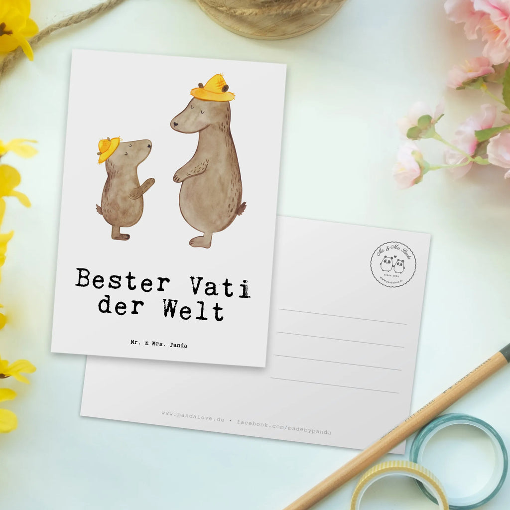 Postkarte Bär Bester Vati der Welt Postkarte, Karte, Geschenkkarte, Grußkarte, Einladung, Ansichtskarte, Geburtstagskarte, Einladungskarte, Dankeskarte, Ansichtskarten, Einladung Geburtstag, Einladungskarten Geburtstag, für, Dankeschön, Geschenk, Schenken, Geburtstag, Geburtstagsgeschenk, Geschenkidee, Danke, Bedanken, Mitbringsel, Freude machen, Geschenktipp, Vater, Papa, Dad, Daddy, Paps, Papi, Vati, Eltern, Geschenk Vater, Mann, Familie, Bester, Kleinigkeit