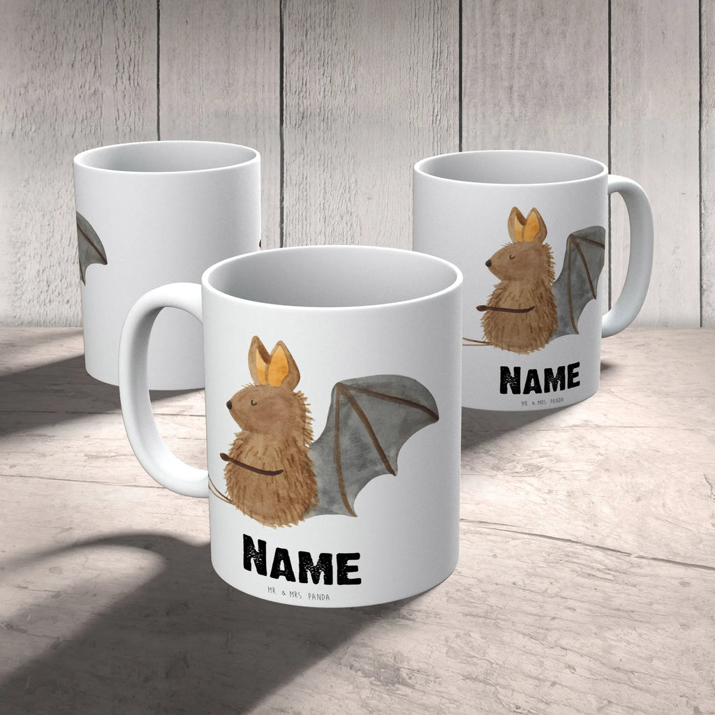 Personalisierte Tasse Fledermaus sitzend Personalisierte Tasse, Namenstasse, Wunschname, Personalisiert, Tasse, Namen, Drucken, Tasse mit Namen, Tiermotive, Gute Laune, lustige Sprüche, Tiere, Fledermaus, Fledermäuse, Motivation, entspannen