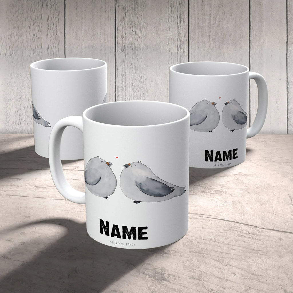 Personalisierte Tasse Turteltauben Liebe Personalisierte Tasse, Namenstasse, Wunschname, Personalisiert, Tasse, Namen, Drucken, Tasse mit Namen, Liebe, Partner, Freund, Freundin, Ehemann, Ehefrau, Heiraten, Verlobung, Heiratsantrag, Liebesgeschenk, Jahrestag, Hocheitstag, Turteltauben, Turteltäubchen, Tauben, Verliebt, Verlobt, Verheiratet, Geschenk Freundin, Geschenk Freund, Liebesbeweis, Hochzeitstag, Geschenk Hochzeit