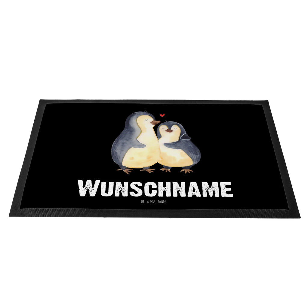 Personalisierte Fußmatte Pinguin umarmend Personalisierte Fußmatte, Fußmatte mit Namen, Personalisieruung, Personalisiert, Fußmatte bedrucken, Türvorleger mit Namen, Haustürmatte personalisiert, Namensfussmatte, Wunschnamen, Bedrucken, Türvorleger personalisiert, Pinguin, Liebe, Liebespaar, Liebesbeweis, Liebesgeschenk, Verlobung, Jahrestag, Hochzeitstag, Hochzeit, Hochzeitsgeschenk