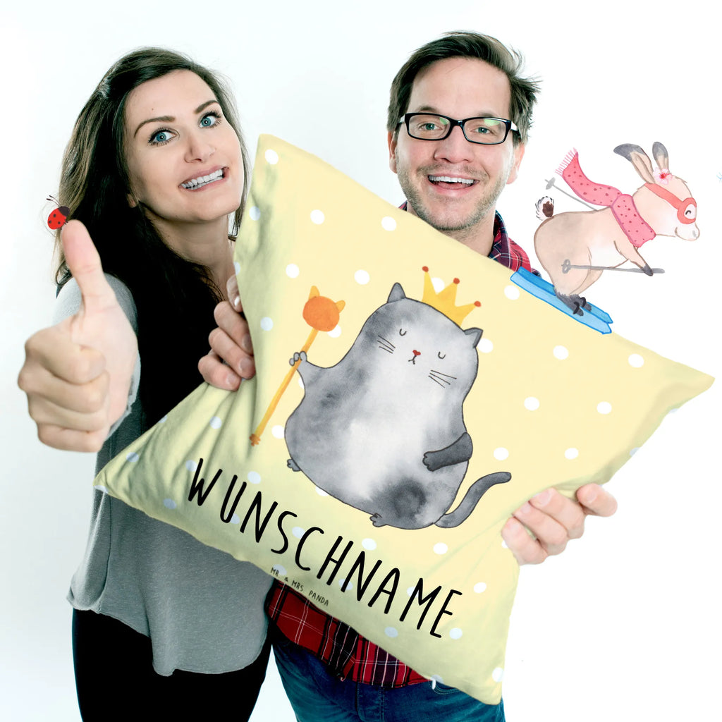 Personalisiertes Kissen Katzen Koenig Kissen, personalisiert, Name, Wunschname, bedrucken, Kopfkissen, Katze, Katzenmotiv, Katzenfan, Katzendeko, Katzenfreund, Katzenliebhaber, Katzenprodukte, Katzenartikel, Katzenaccessoires, Katzensouvenirs, Katzenliebhaberprodukte, Katzenmotive, Katzen, Kater, Mietze, Cat, Cats, Katzenhalter, Katzenbesitzerin, Haustier, König, Königin, Queen, Familie, Mietzhaus, Wohnung, erste eigenen Wohnung, Umzug, Einzug