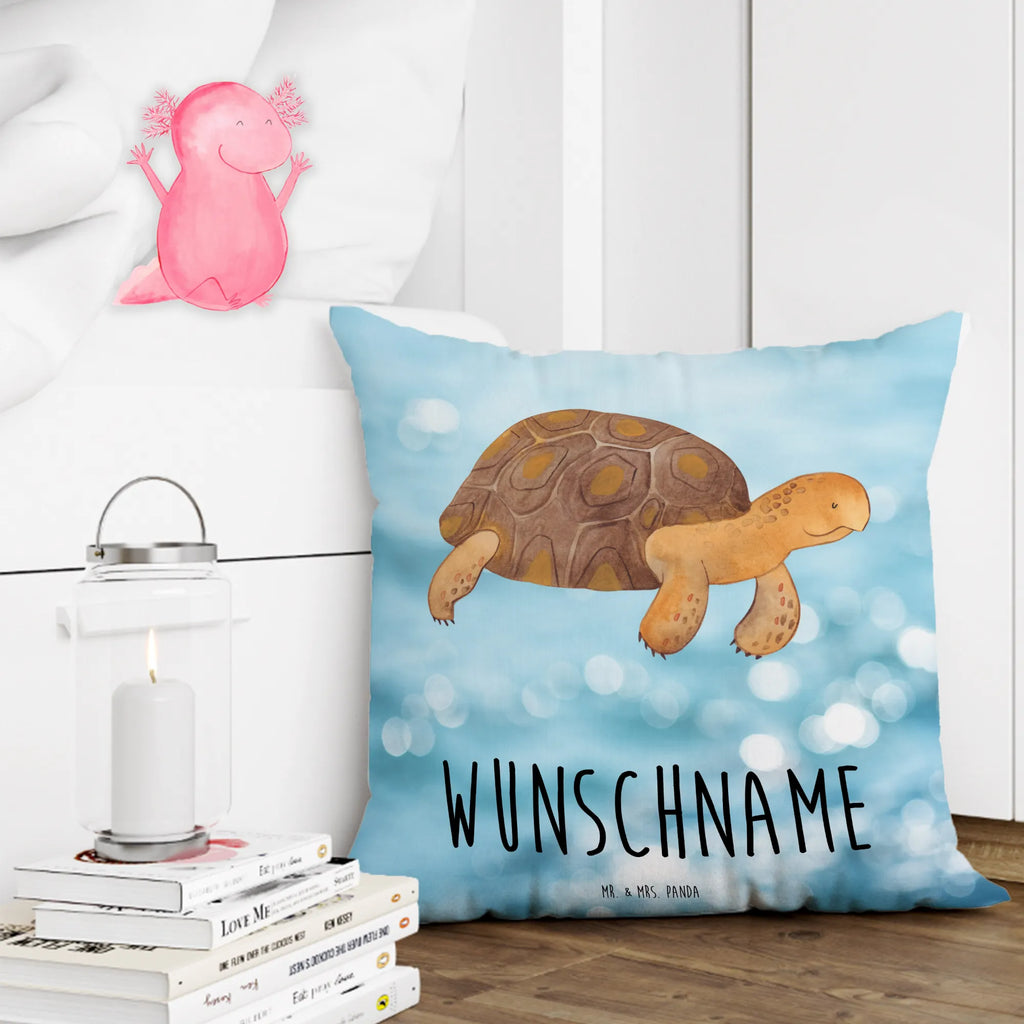 Personalisiertes Kissen Schildkröte marschiert Kissen, personalisiert, Name, Wunschname, bedrucken, Kopfkissen, Meerestiere, Meer, Urlaub, Schildkröte, Schildkröten, get lost, Abenteuer, Reiselust, Inspiration, Neustart, Motivation, Lieblingsmensch