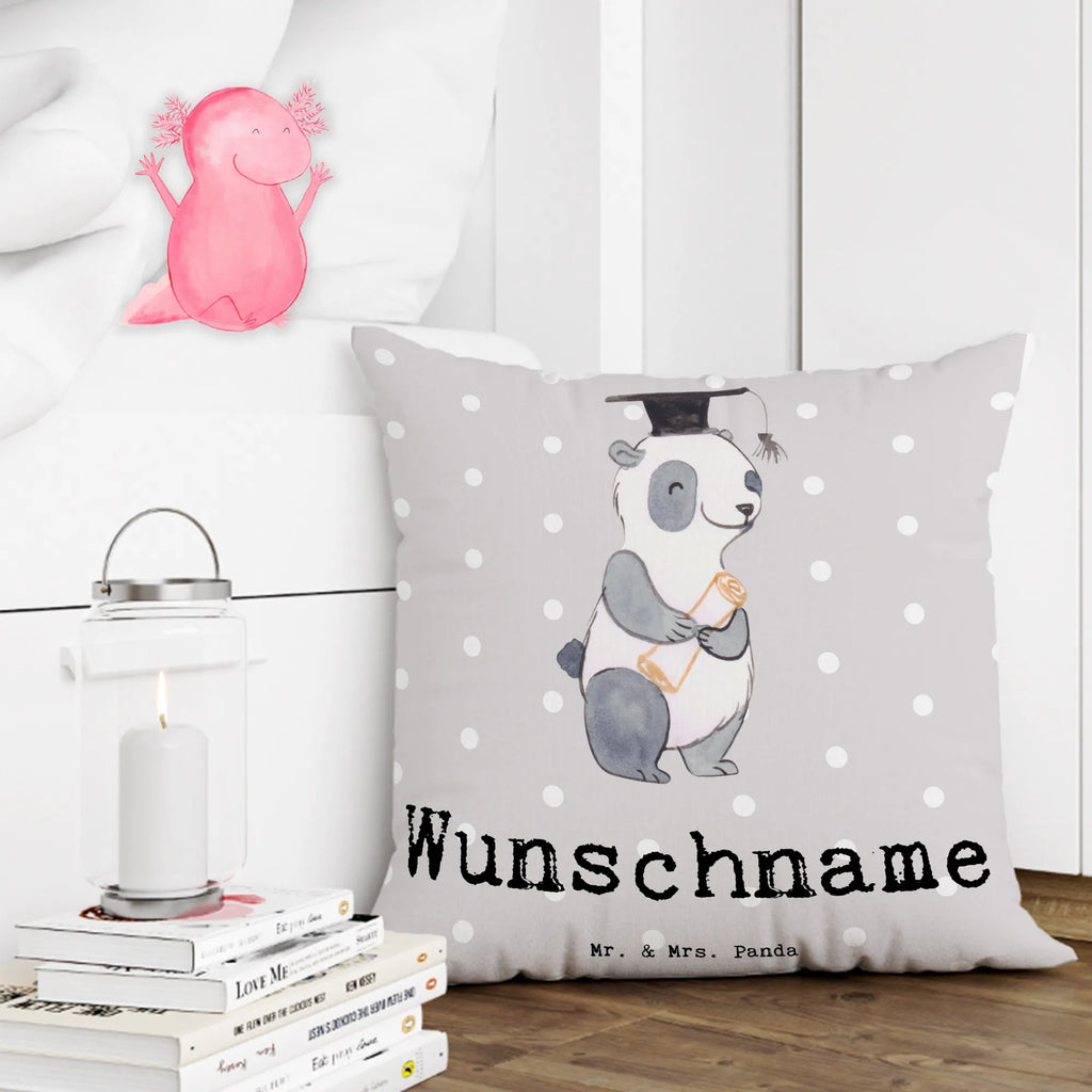 Personalisiertes Kissen Panda Bester Bachelor der Welt Kissen, personalisiert, Name, Wunschname, bedrucken, Kopfkissen, für, Dankeschön, Geschenk, Schenken, Geburtstag, Geburtstagsgeschenk, Geschenkidee, Danke, Bedanken, Mitbringsel, Freude machen, Geschenktipp, Bachelor, Student, Studium, Sohn, Spaß, Musterschüler, lustig, Studienabschluss, witzig, Universität, Abschluss, Alumni, Uni, Studenten, Hochschule