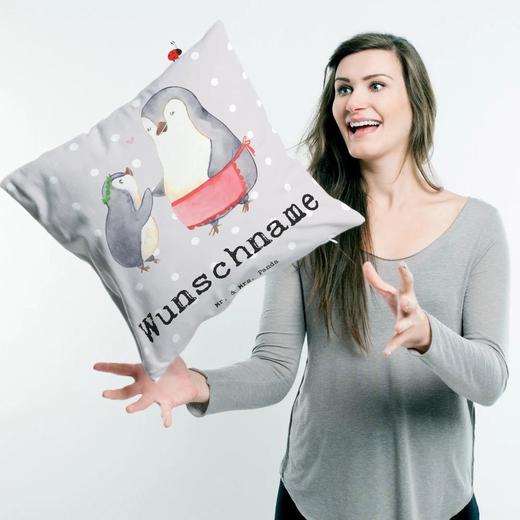 Personalisiertes Kissen Pinguin Beste Mutter der Welt Kissen, personalisiert, Name, Wunschname, bedrucken, Kopfkissen, für, Dankeschön, Geschenk, Schenken, Geburtstag, Geburtstagsgeschenk, Geschenkidee, Danke, Bedanken, Mitbringsel, Freude machen, Geschenktipp, Mama, Mami, Mutter, Muttertag, Mutti, Ma, Tochter, Sohn, Beste Mama, Beste, Supermama