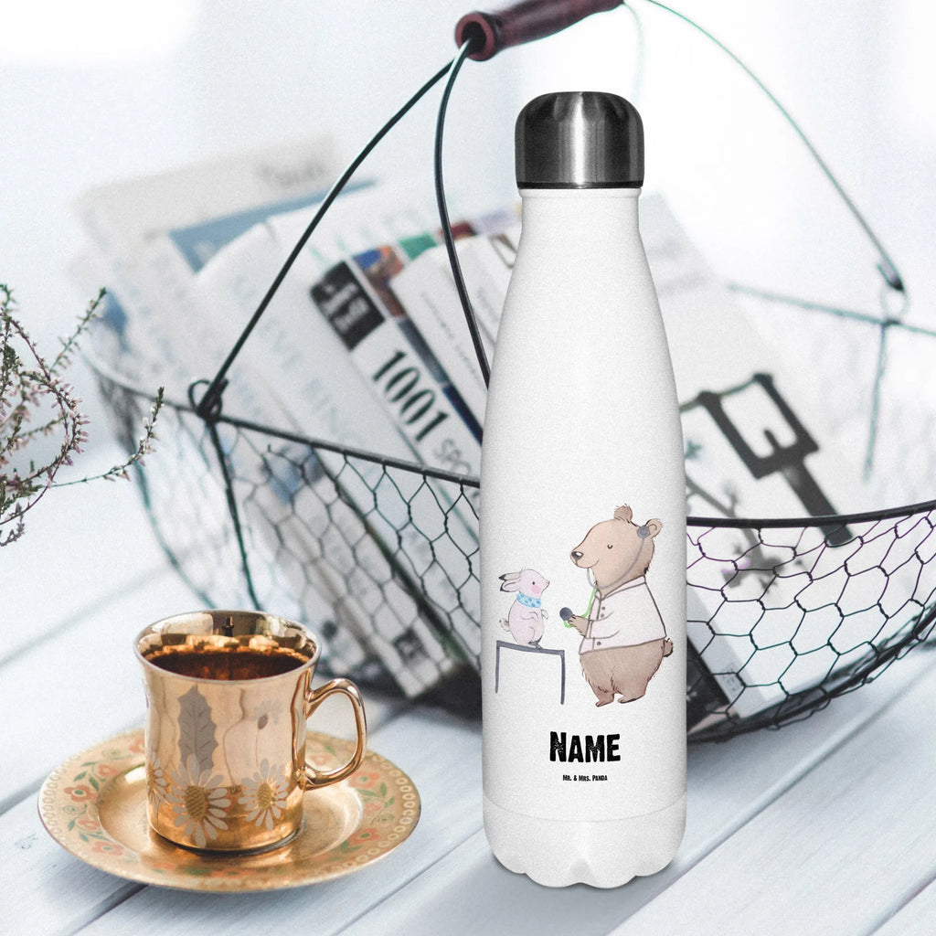 Personalisierte Thermosflasche Tierarzt mit Herz Personalisierte Isolierflasche, Personalisierte Thermoflasche, Personalisierte Trinkflasche, Trinkflasche Mit Namen, Wunschname, Bedrucken, Namensflasche, Beruf, Ausbildung, Jubiläum, Abschied, Rente, Kollege, Kollegin, Geschenk, Schenken, Arbeitskollege, Mitarbeiter, Firma, Danke, Dankeschön