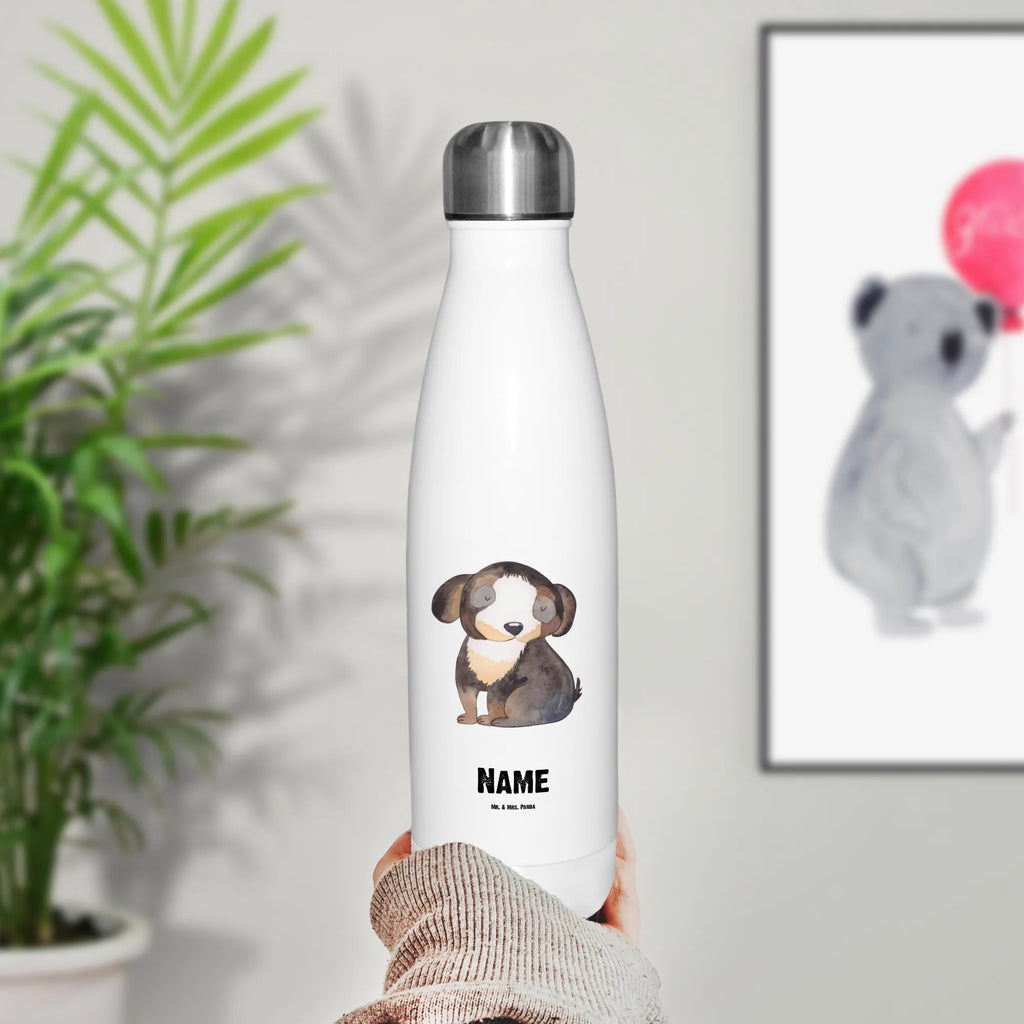 Personalisierte Thermosflasche Hund entspannt Personalisierte Isolierflasche, Personalisierte Thermoflasche, Personalisierte Trinkflasche, Trinkflasche Mit Namen, Wunschname, Bedrucken, Namensflasche, Hund, Hundemotiv, Haustier, Hunderasse, Tierliebhaber, Hundebesitzer, Sprüche, schwarzer Hund, Hundeliebe, Liebe, Hundeglück