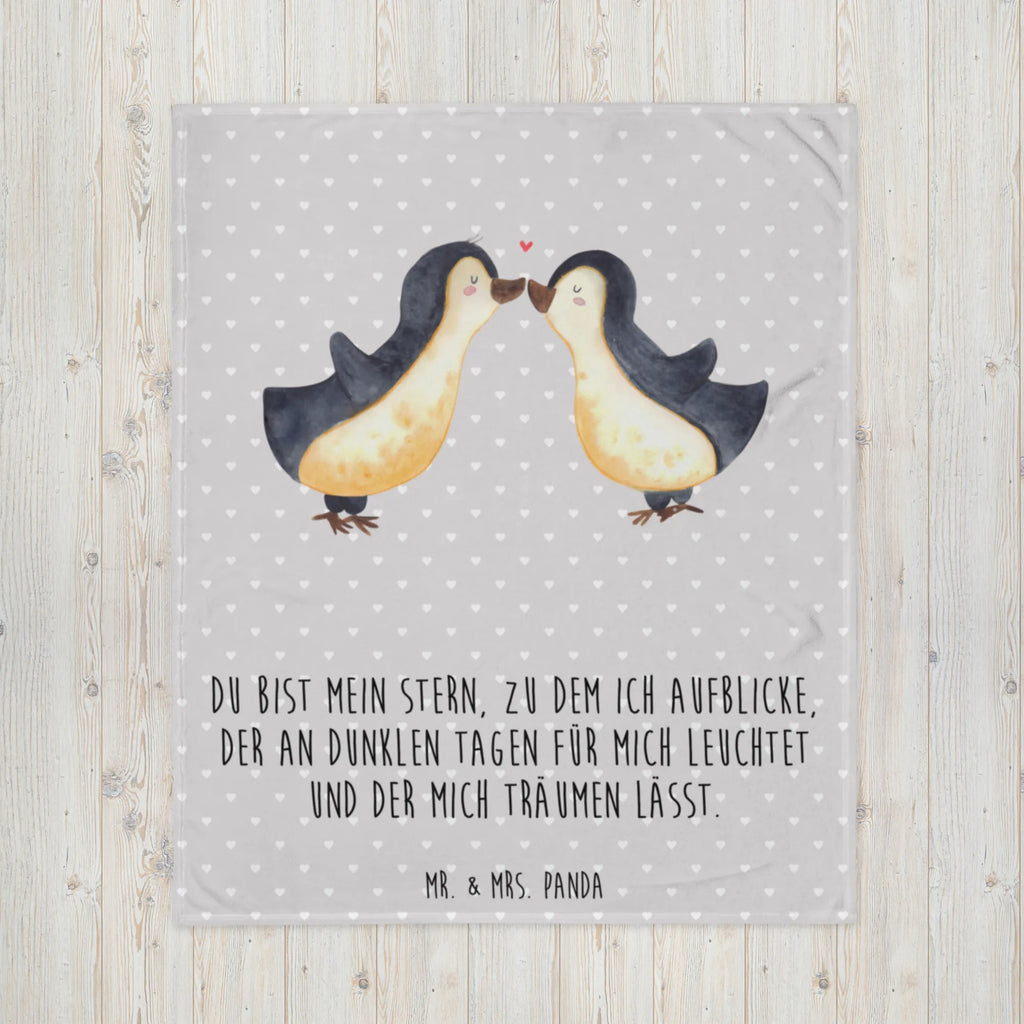 Kuscheldecke Pinguin Liebe Decke, Wohndecke, Tagesdecke, Wolldecke, Sofadecke, Liebe, Partner, Freund, Freundin, Ehemann, Ehefrau, Heiraten, Verlobung, Heiratsantrag, Liebesgeschenk, Jahrestag, Hocheitstag, Pinguin, Pinguine, Pinguin Paar, Pinguinpaar, Pinguin Liebe, Paar, Pärchen. Liebespaar, Liebesbeweis, Liebesspruch, Hochzeitstag, Geschenk Freund, Geschenk Freundin, Verlobte, Verlobter, Love, Geschenk Hochzeitstag, Geschenkidee, Hochzeit, Gastgeschenk