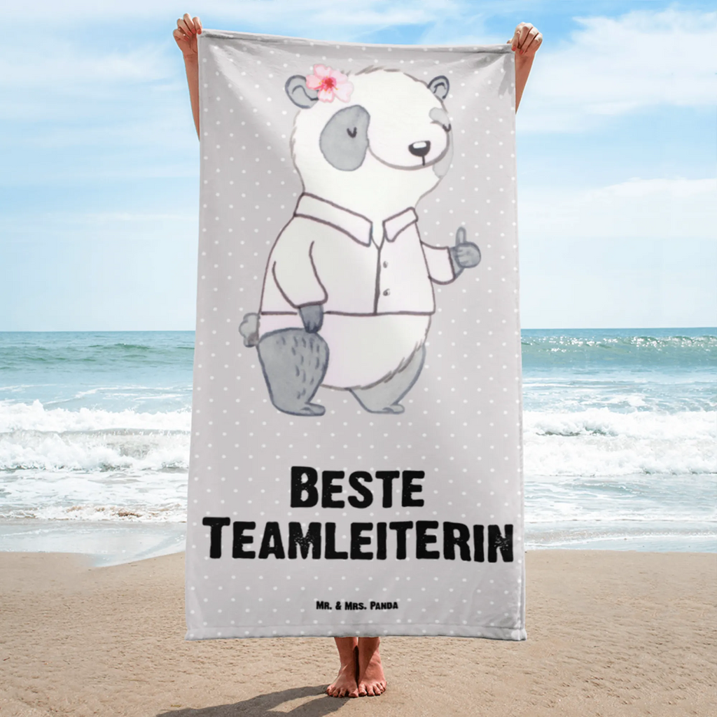 XL Badehandtuch Panda Beste Teamleiterin Handtuch, Badetuch, Duschtuch, Strandtuch, Saunatuch, für, Dankeschön, Geschenk, Schenken, Geburtstag, Geburtstagsgeschenk, Geschenkidee, Danke, Bedanken, Mitbringsel, Freude machen, Geschenktipp, Teamleiterin, Seminarleiterin, Gruppenleiterin, Leiterin, Kollegin, Chefin, Vorgesetzte, Abschied, Abschiedsgeschenk, Ruhestand