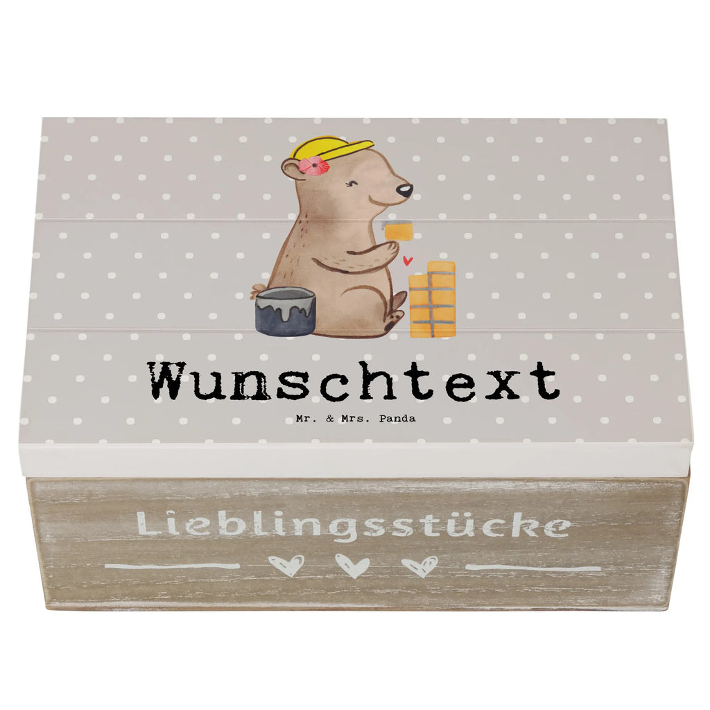 Personalisierte Holzkiste Maurerin Herz Holzkiste mit Namen, Kiste mit Namen, Schatzkiste mit Namen, Truhe mit Namen, Schatulle mit Namen, Erinnerungsbox mit Namen, Erinnerungskiste, mit Namen, Dekokiste mit Namen, Aufbewahrungsbox mit Namen, Holzkiste Personalisiert, Kiste Personalisiert, Schatzkiste Personalisiert, Truhe Personalisiert, Schatulle Personalisiert, Erinnerungsbox Personalisiert, Erinnerungskiste Personalisiert, Dekokiste Personalisiert, Aufbewahrungsbox Personalisiert, Geschenkbox personalisiert, GEschenkdose personalisiert, Beruf, Ausbildung, Jubiläum, Abschied, Rente, Kollege, Kollegin, Geschenk, Schenken, Arbeitskollege, Mitarbeiter, Firma, Danke, Dankeschön, Maurerin, Maurermeisterin, Gesellenprüfung, Handwerkerin, Maurerbetrieb