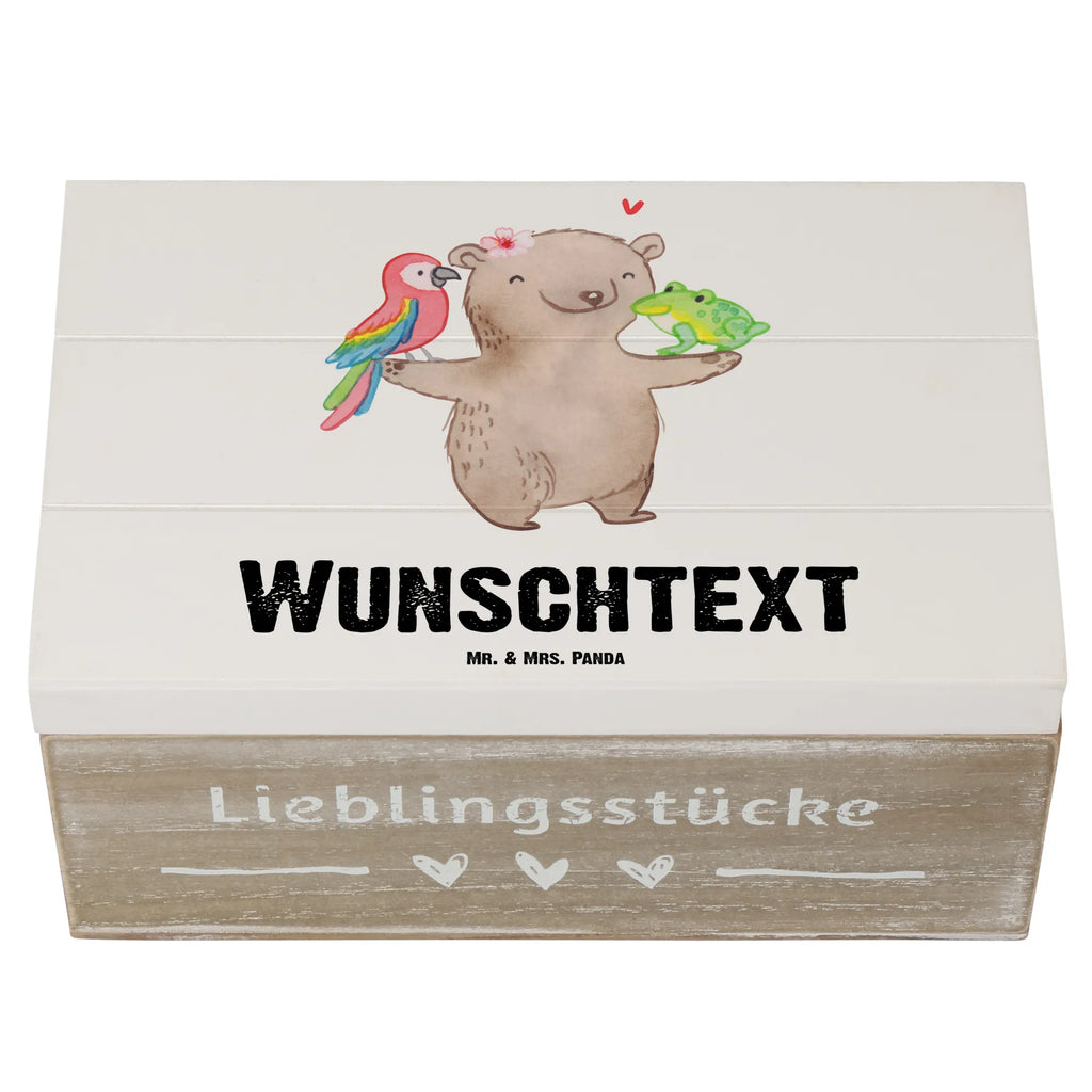 Personalisierte Holzkiste Tierpflegerin Herz Holzkiste mit Namen, Kiste mit Namen, Schatzkiste mit Namen, Truhe mit Namen, Schatulle mit Namen, Erinnerungsbox mit Namen, Erinnerungskiste, mit Namen, Dekokiste mit Namen, Aufbewahrungsbox mit Namen, Holzkiste Personalisiert, Kiste Personalisiert, Schatzkiste Personalisiert, Truhe Personalisiert, Schatulle Personalisiert, Erinnerungsbox Personalisiert, Erinnerungskiste Personalisiert, Dekokiste Personalisiert, Aufbewahrungsbox Personalisiert, Geschenkbox personalisiert, GEschenkdose personalisiert, Beruf, Ausbildung, Jubiläum, Abschied, Rente, Kollege, Kollegin, Geschenk, Schenken, Arbeitskollege, Mitarbeiter, Firma, Danke, Dankeschön