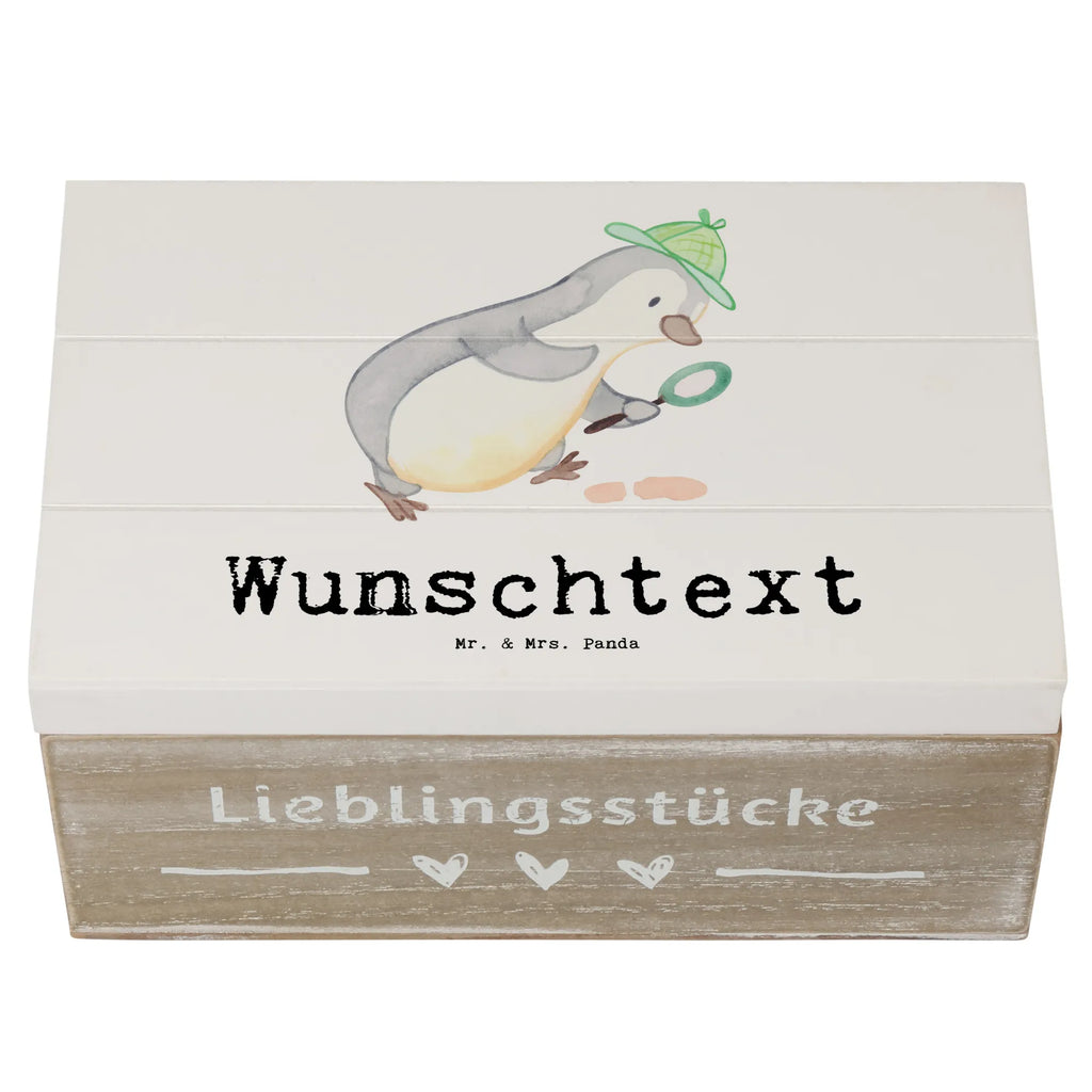 Personalisierte Holzkiste Detektiv Herz Holzkiste mit Namen, Kiste mit Namen, Schatzkiste mit Namen, Truhe mit Namen, Schatulle mit Namen, Erinnerungsbox mit Namen, Erinnerungskiste, mit Namen, Dekokiste mit Namen, Aufbewahrungsbox mit Namen, Holzkiste Personalisiert, Kiste Personalisiert, Schatzkiste Personalisiert, Truhe Personalisiert, Schatulle Personalisiert, Erinnerungsbox Personalisiert, Erinnerungskiste Personalisiert, Dekokiste Personalisiert, Aufbewahrungsbox Personalisiert, Geschenkbox personalisiert, GEschenkdose personalisiert, Beruf, Ausbildung, Jubiläum, Abschied, Rente, Kollege, Kollegin, Geschenk, Schenken, Arbeitskollege, Mitarbeiter, Firma, Danke, Dankeschön, Detektiv, Ermittler, Agent, Privatdetektei, Berufsdetektiv, Wirtschaftsdetektei, Detektivausbildung, Spurensuche