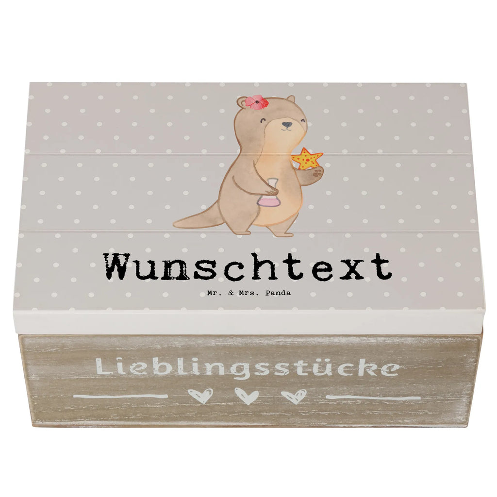 Personalisierte Holzkiste Ozeanografin Herz Holzkiste mit Namen, Kiste mit Namen, Schatzkiste mit Namen, Truhe mit Namen, Schatulle mit Namen, Erinnerungsbox mit Namen, Erinnerungskiste, mit Namen, Dekokiste mit Namen, Aufbewahrungsbox mit Namen, Holzkiste Personalisiert, Kiste Personalisiert, Schatzkiste Personalisiert, Truhe Personalisiert, Schatulle Personalisiert, Erinnerungsbox Personalisiert, Erinnerungskiste Personalisiert, Dekokiste Personalisiert, Aufbewahrungsbox Personalisiert, Geschenkbox personalisiert, GEschenkdose personalisiert, Beruf, Ausbildung, Jubiläum, Abschied, Rente, Kollege, Kollegin, Geschenk, Schenken, Arbeitskollege, Mitarbeiter, Firma, Danke, Dankeschön, Ozeanografin, Meeresbiologe, Meereskundler, Naturwissenschaftler, Meeresforscher, maritime Forschung, Studium