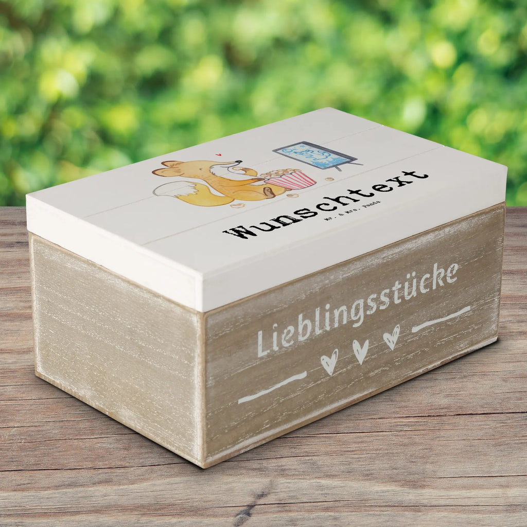 Personalisierte Holzkiste Fuchs Filme gucken Holzkiste mit Namen, Kiste mit Namen, Schatzkiste mit Namen, Truhe mit Namen, Schatulle mit Namen, Erinnerungsbox mit Namen, Erinnerungskiste, mit Namen, Dekokiste mit Namen, Aufbewahrungsbox mit Namen, Holzkiste Personalisiert, Kiste Personalisiert, Schatzkiste Personalisiert, Truhe Personalisiert, Schatulle Personalisiert, Erinnerungsbox Personalisiert, Erinnerungskiste Personalisiert, Dekokiste Personalisiert, Aufbewahrungsbox Personalisiert, Geschenkbox personalisiert, GEschenkdose personalisiert, Geschenk, Sport, Sportart, Hobby, Schenken, Danke, Dankeschön, Auszeichnung, Gewinn, Sportler, Filmabend, Filme gucken, TV, Fernsehen, Kino