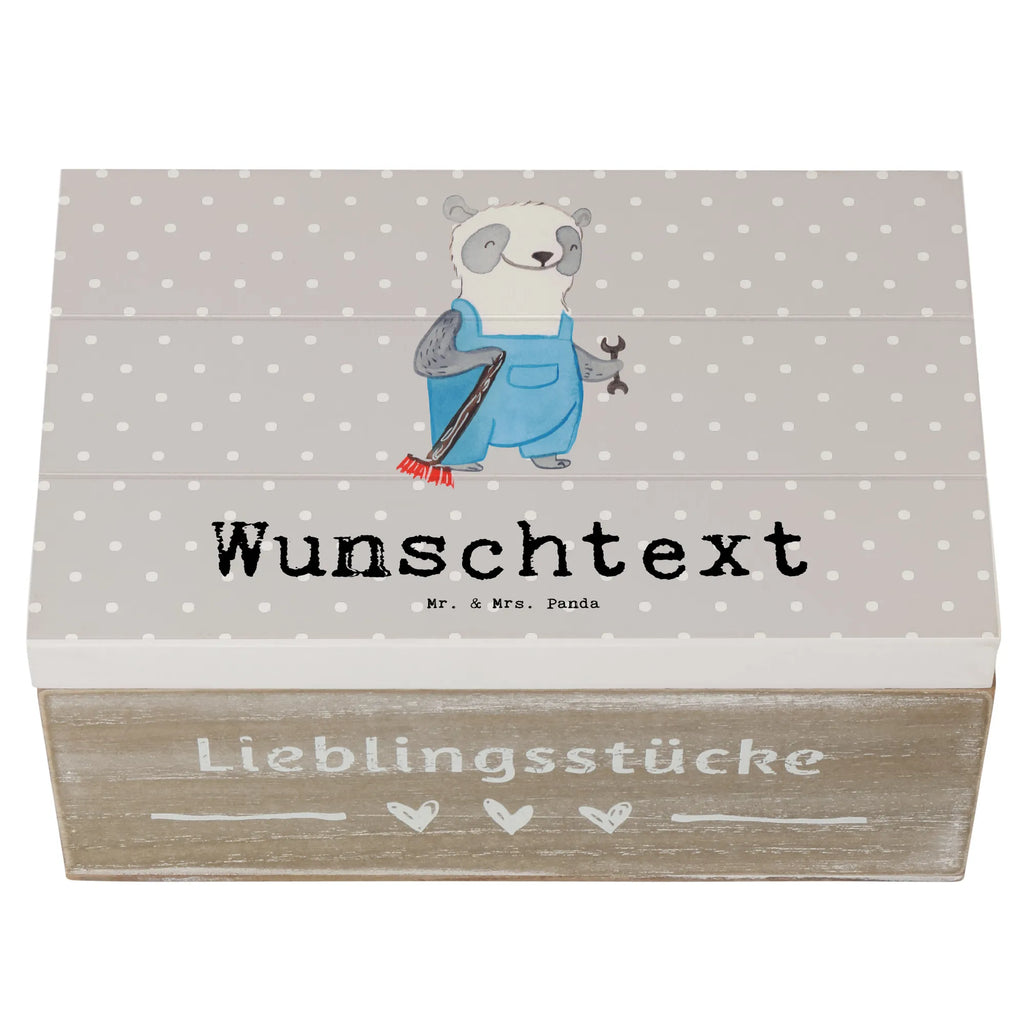 Personalisierte Holzkiste Hausmeister Herz Holzkiste mit Namen, Kiste mit Namen, Schatzkiste mit Namen, Truhe mit Namen, Schatulle mit Namen, Erinnerungsbox mit Namen, Erinnerungskiste, mit Namen, Dekokiste mit Namen, Aufbewahrungsbox mit Namen, Holzkiste Personalisiert, Kiste Personalisiert, Schatzkiste Personalisiert, Truhe Personalisiert, Schatulle Personalisiert, Erinnerungsbox Personalisiert, Erinnerungskiste Personalisiert, Dekokiste Personalisiert, Aufbewahrungsbox Personalisiert, Geschenkbox personalisiert, GEschenkdose personalisiert, Beruf, Ausbildung, Jubiläum, Abschied, Rente, Kollege, Kollegin, Geschenk, Schenken, Arbeitskollege, Mitarbeiter, Firma, Danke, Dankeschön, Hausmeister, Concierge, Hausverwalter, Facility Manager