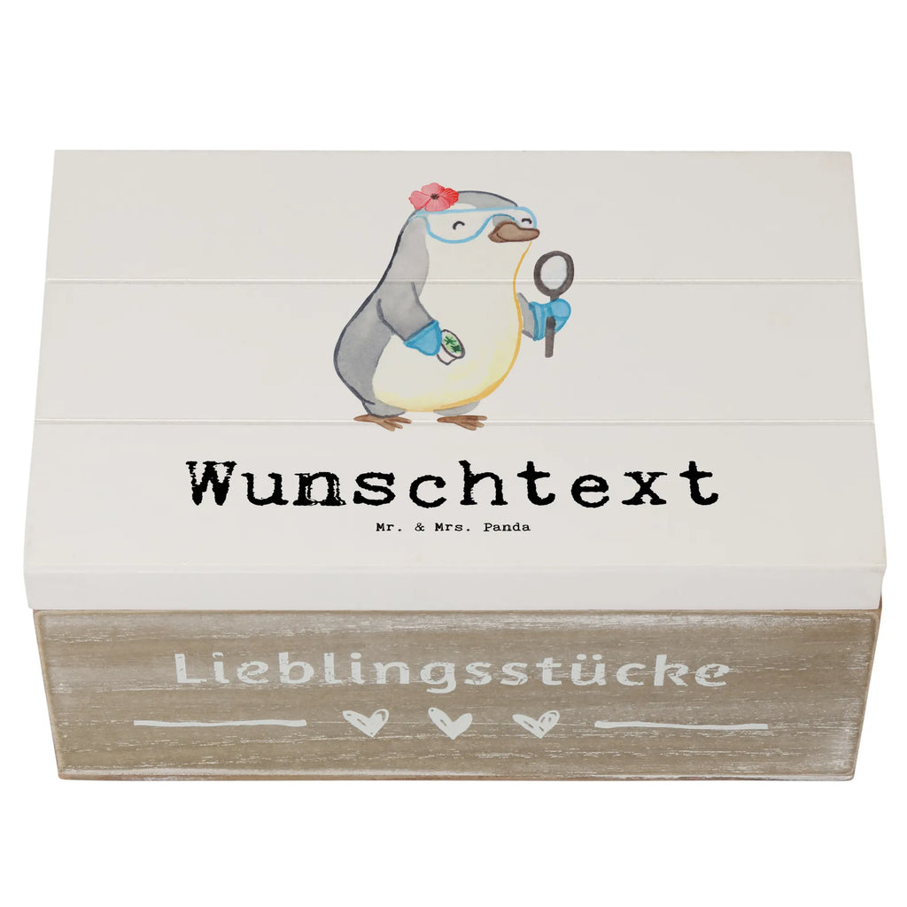 Personalisierte Holzkiste Mikrobiologin mit Herz Holzkiste mit Namen, Kiste mit Namen, Schatzkiste mit Namen, Truhe mit Namen, Schatulle mit Namen, Erinnerungsbox mit Namen, Erinnerungskiste, mit Namen, Dekokiste mit Namen, Aufbewahrungsbox mit Namen, Holzkiste Personalisiert, Kiste Personalisiert, Schatzkiste Personalisiert, Truhe Personalisiert, Schatulle Personalisiert, Erinnerungsbox Personalisiert, Erinnerungskiste Personalisiert, Dekokiste Personalisiert, Aufbewahrungsbox Personalisiert, Geschenkbox personalisiert, GEschenkdose personalisiert, Beruf, Ausbildung, Jubiläum, Abschied, Rente, Kollege, Kollegin, Geschenk, Schenken, Arbeitskollege, Mitarbeiter, Firma, Danke, Dankeschön, Mikrobiologin, Naturwissenschaftlerin, Labor, Forschung