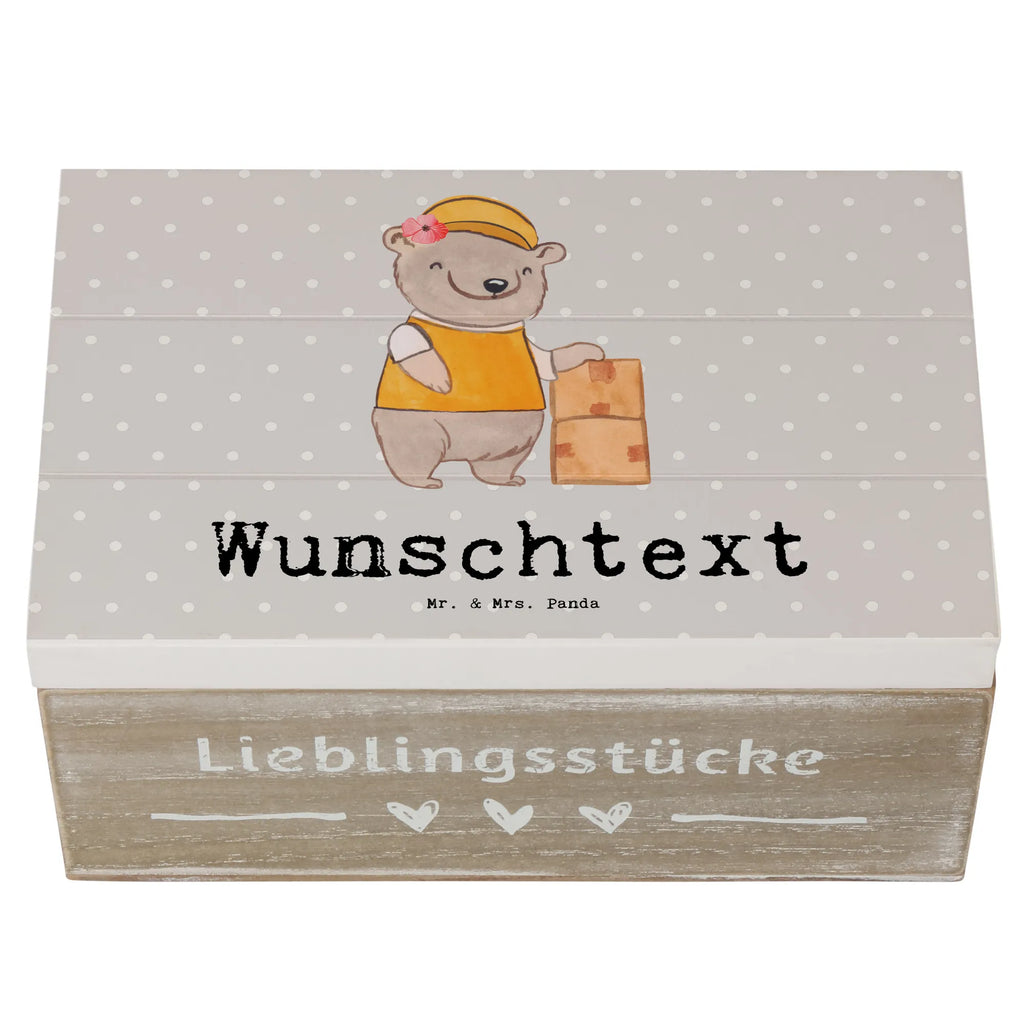 Personalisierte Holzkiste Fachlageristin Herz Holzkiste mit Namen, Kiste mit Namen, Schatzkiste mit Namen, Truhe mit Namen, Schatulle mit Namen, Erinnerungsbox mit Namen, Erinnerungskiste, mit Namen, Dekokiste mit Namen, Aufbewahrungsbox mit Namen, Holzkiste Personalisiert, Kiste Personalisiert, Schatzkiste Personalisiert, Truhe Personalisiert, Schatulle Personalisiert, Erinnerungsbox Personalisiert, Erinnerungskiste Personalisiert, Dekokiste Personalisiert, Aufbewahrungsbox Personalisiert, Geschenkbox personalisiert, GEschenkdose personalisiert, Beruf, Ausbildung, Jubiläum, Abschied, Rente, Kollege, Kollegin, Geschenk, Schenken, Arbeitskollege, Mitarbeiter, Firma, Danke, Dankeschön, Lagerarbeiterin, Fachlageristin, Lageristin, Lagerverwalterin