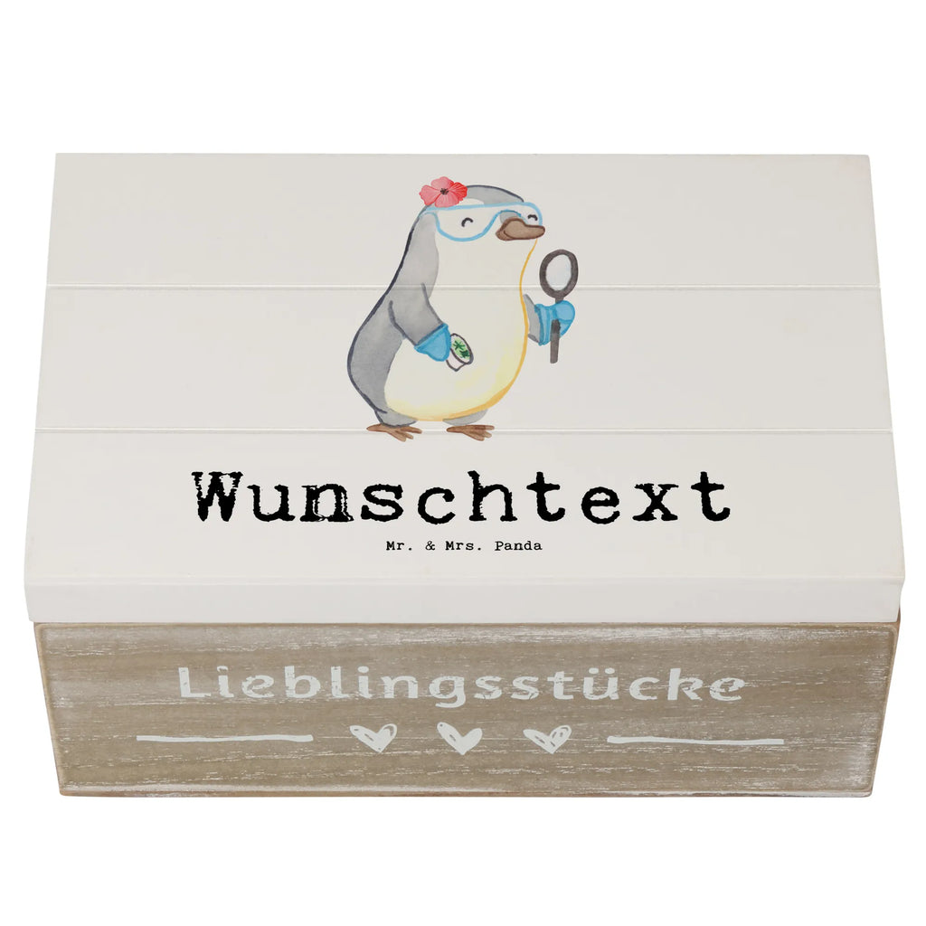 Personalisierte Holzkiste Biologin mit Herz Holzkiste mit Namen, Kiste mit Namen, Schatzkiste mit Namen, Truhe mit Namen, Schatulle mit Namen, Erinnerungsbox mit Namen, Erinnerungskiste, mit Namen, Dekokiste mit Namen, Aufbewahrungsbox mit Namen, Holzkiste Personalisiert, Kiste Personalisiert, Schatzkiste Personalisiert, Truhe Personalisiert, Schatulle Personalisiert, Erinnerungsbox Personalisiert, Erinnerungskiste Personalisiert, Dekokiste Personalisiert, Aufbewahrungsbox Personalisiert, Geschenkbox personalisiert, GEschenkdose personalisiert, Beruf, Ausbildung, Jubiläum, Abschied, Rente, Kollege, Kollegin, Geschenk, Schenken, Arbeitskollege, Mitarbeiter, Firma, Danke, Dankeschön, Biologin, Biologie, Naturwissenschaftlerin, Labor, Studium, Bachelor, Master