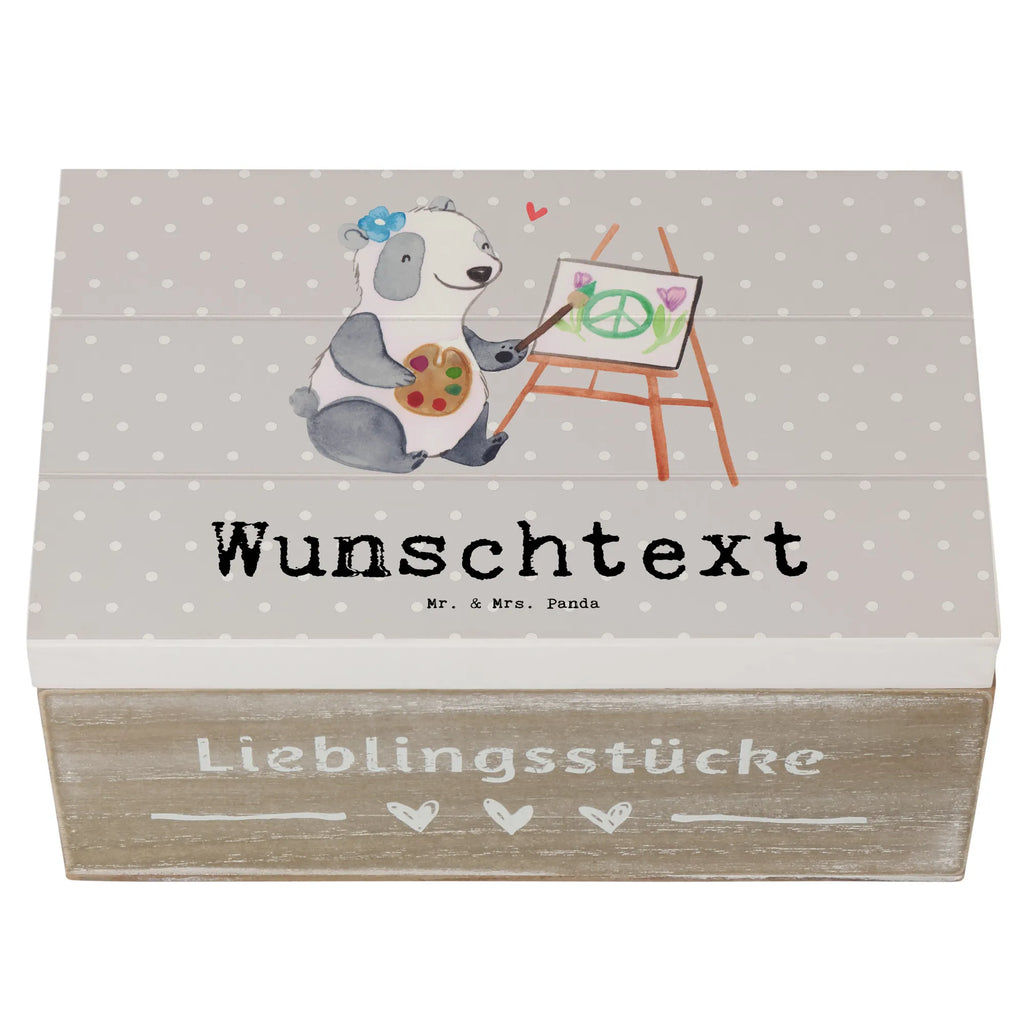 Personalisierte Holzkiste Kunstlehrerin Herz Holzkiste mit Namen, Kiste mit Namen, Schatzkiste mit Namen, Truhe mit Namen, Schatulle mit Namen, Erinnerungsbox mit Namen, Erinnerungskiste, mit Namen, Dekokiste mit Namen, Aufbewahrungsbox mit Namen, Holzkiste Personalisiert, Kiste Personalisiert, Schatzkiste Personalisiert, Truhe Personalisiert, Schatulle Personalisiert, Erinnerungsbox Personalisiert, Erinnerungskiste Personalisiert, Dekokiste Personalisiert, Aufbewahrungsbox Personalisiert, Geschenkbox personalisiert, GEschenkdose personalisiert, Beruf, Ausbildung, Jubiläum, Abschied, Rente, Kollege, Kollegin, Geschenk, Schenken, Arbeitskollege, Mitarbeiter, Firma, Danke, Dankeschön, Kunstlehrerin, Kunstunterricht, Kunstschule