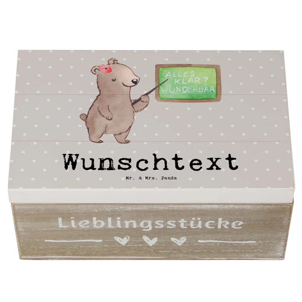 Personalisierte Holzkiste Nachhilfelehrerin Herz Holzkiste mit Namen, Kiste mit Namen, Schatzkiste mit Namen, Truhe mit Namen, Schatulle mit Namen, Erinnerungsbox mit Namen, Erinnerungskiste, mit Namen, Dekokiste mit Namen, Aufbewahrungsbox mit Namen, Holzkiste Personalisiert, Kiste Personalisiert, Schatzkiste Personalisiert, Truhe Personalisiert, Schatulle Personalisiert, Erinnerungsbox Personalisiert, Erinnerungskiste Personalisiert, Dekokiste Personalisiert, Aufbewahrungsbox Personalisiert, Geschenkbox personalisiert, GEschenkdose personalisiert, Beruf, Ausbildung, Jubiläum, Abschied, Rente, Kollege, Kollegin, Geschenk, Schenken, Arbeitskollege, Mitarbeiter, Firma, Danke, Dankeschön, Nachhilfelehrerin, Nachhilfeschule, Nachhilfeunterricht