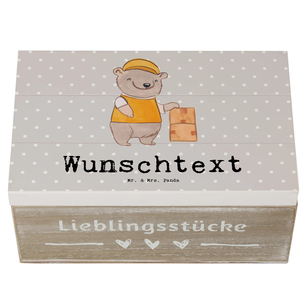 Personalisierte Holzkiste Möbelpackerin Herz Holzkiste mit Namen, Kiste mit Namen, Schatzkiste mit Namen, Truhe mit Namen, Schatulle mit Namen, Erinnerungsbox mit Namen, Erinnerungskiste, mit Namen, Dekokiste mit Namen, Aufbewahrungsbox mit Namen, Holzkiste Personalisiert, Kiste Personalisiert, Schatzkiste Personalisiert, Truhe Personalisiert, Schatulle Personalisiert, Erinnerungsbox Personalisiert, Erinnerungskiste Personalisiert, Dekokiste Personalisiert, Aufbewahrungsbox Personalisiert, Geschenkbox personalisiert, GEschenkdose personalisiert, Beruf, Ausbildung, Jubiläum, Abschied, Rente, Kollege, Kollegin, Geschenk, Schenken, Arbeitskollege, Mitarbeiter, Firma, Danke, Dankeschön, Möbelpackerin, Umzugshelferin, Umzugsfirma, Umzugsservice