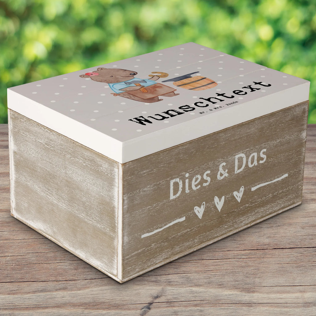 Personalisierte Holzkiste Schmiedin Herz Holzkiste mit Namen, Kiste mit Namen, Schatzkiste mit Namen, Truhe mit Namen, Schatulle mit Namen, Erinnerungsbox mit Namen, Erinnerungskiste, mit Namen, Dekokiste mit Namen, Aufbewahrungsbox mit Namen, Holzkiste Personalisiert, Kiste Personalisiert, Schatzkiste Personalisiert, Truhe Personalisiert, Schatulle Personalisiert, Erinnerungsbox Personalisiert, Erinnerungskiste Personalisiert, Dekokiste Personalisiert, Aufbewahrungsbox Personalisiert, Geschenkbox personalisiert, GEschenkdose personalisiert, Beruf, Ausbildung, Jubiläum, Abschied, Rente, Kollege, Kollegin, Geschenk, Schenken, Arbeitskollege, Mitarbeiter, Firma, Danke, Dankeschön