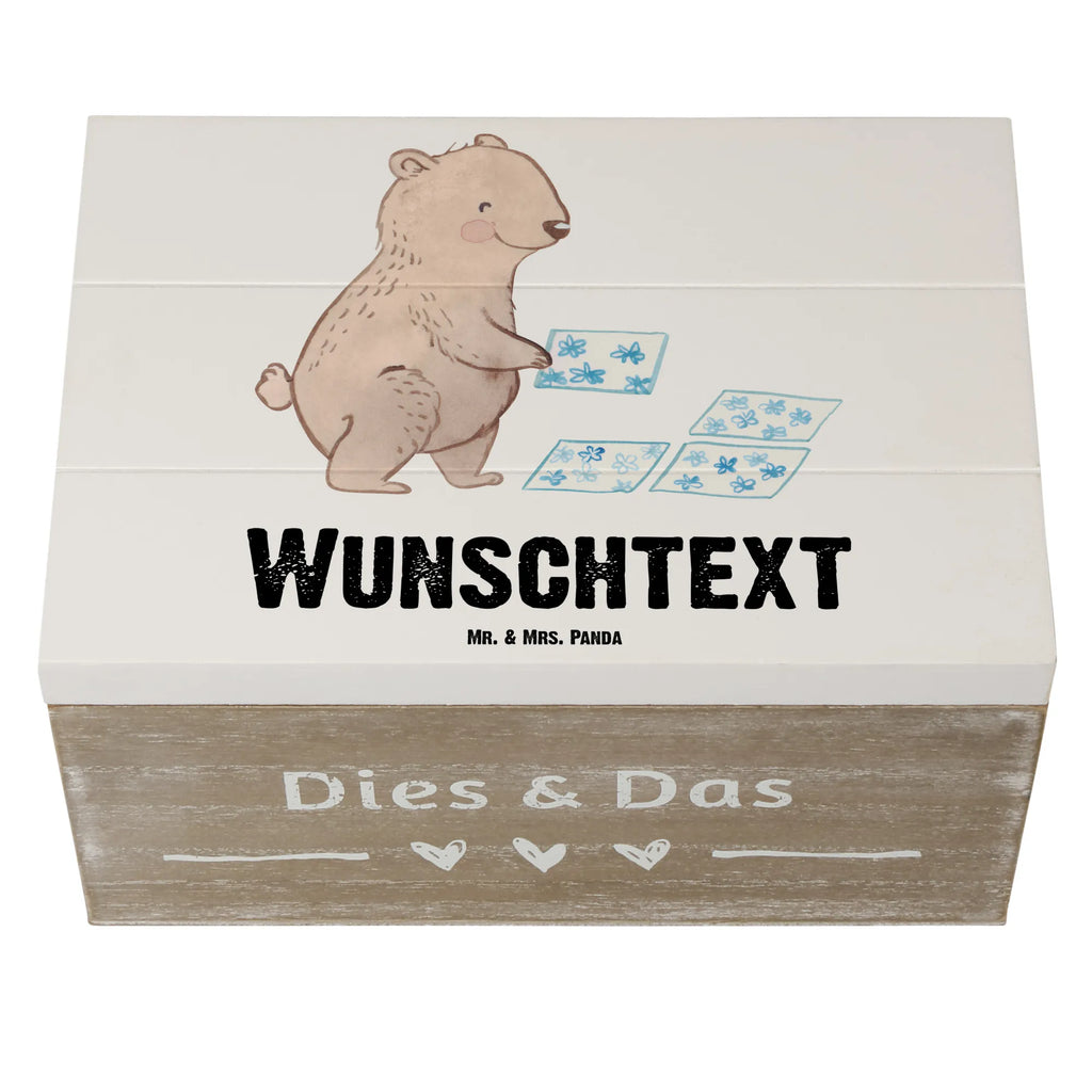 Personalisierte Holzkiste Fliesenleger Herz Holzkiste mit Namen, Kiste mit Namen, Schatzkiste mit Namen, Truhe mit Namen, Schatulle mit Namen, Erinnerungsbox mit Namen, Erinnerungskiste, mit Namen, Dekokiste mit Namen, Aufbewahrungsbox mit Namen, Holzkiste Personalisiert, Kiste Personalisiert, Schatzkiste Personalisiert, Truhe Personalisiert, Schatulle Personalisiert, Erinnerungsbox Personalisiert, Erinnerungskiste Personalisiert, Dekokiste Personalisiert, Aufbewahrungsbox Personalisiert, Geschenkbox personalisiert, GEschenkdose personalisiert, Beruf, Ausbildung, Jubiläum, Abschied, Rente, Kollege, Kollegin, Geschenk, Schenken, Arbeitskollege, Mitarbeiter, Firma, Danke, Dankeschön, Fliesenleger, Gesellenprüfung, Fliesenlegermeister, Fliesenlegerbetrieb, Fliesenfachhandel, Handwerk