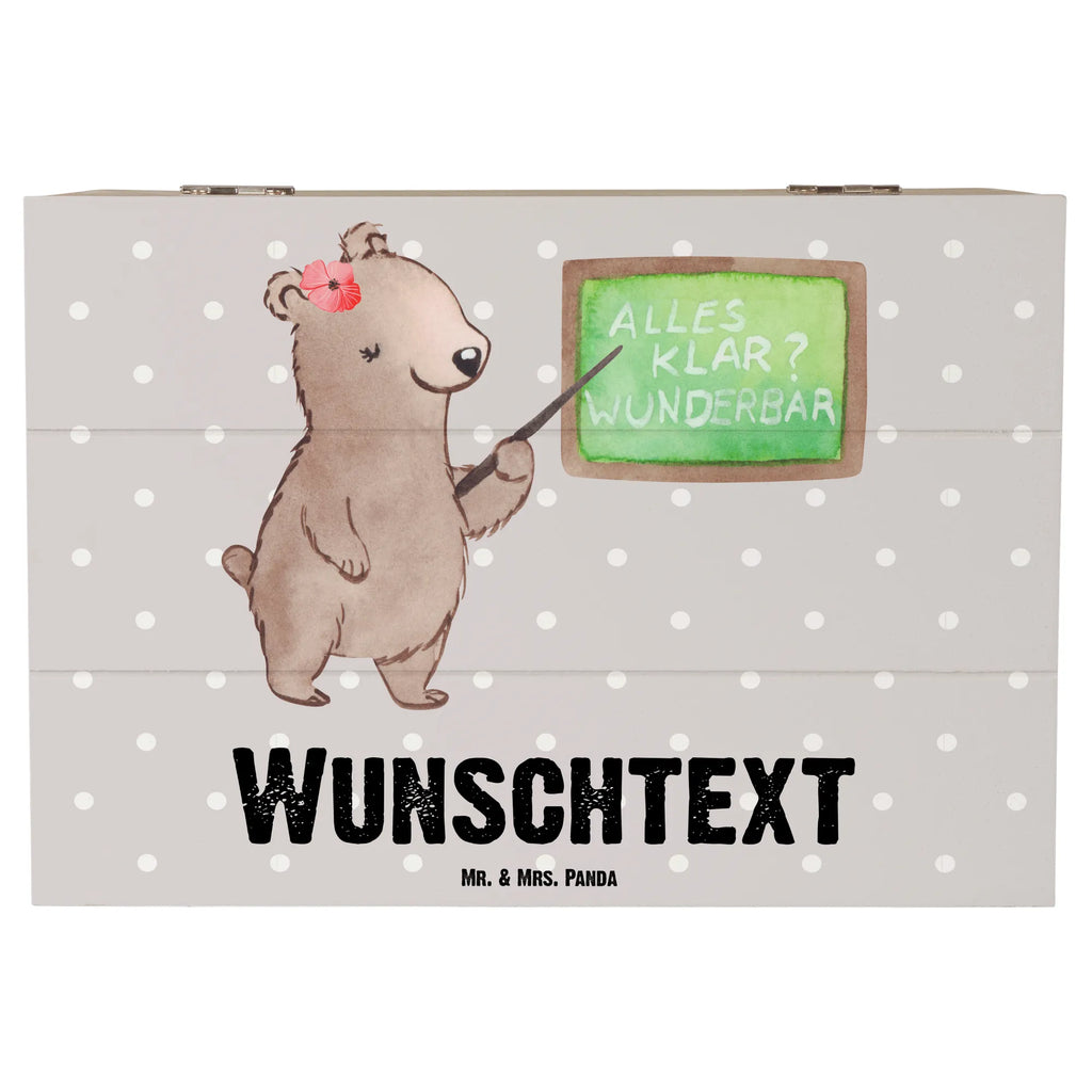 Personalisierte Holzkiste Nachhilfelehrerin Herz Holzkiste mit Namen, Kiste mit Namen, Schatzkiste mit Namen, Truhe mit Namen, Schatulle mit Namen, Erinnerungsbox mit Namen, Erinnerungskiste, mit Namen, Dekokiste mit Namen, Aufbewahrungsbox mit Namen, Holzkiste Personalisiert, Kiste Personalisiert, Schatzkiste Personalisiert, Truhe Personalisiert, Schatulle Personalisiert, Erinnerungsbox Personalisiert, Erinnerungskiste Personalisiert, Dekokiste Personalisiert, Aufbewahrungsbox Personalisiert, Geschenkbox personalisiert, GEschenkdose personalisiert, Beruf, Ausbildung, Jubiläum, Abschied, Rente, Kollege, Kollegin, Geschenk, Schenken, Arbeitskollege, Mitarbeiter, Firma, Danke, Dankeschön, Nachhilfelehrerin, Nachhilfeschule, Nachhilfeunterricht