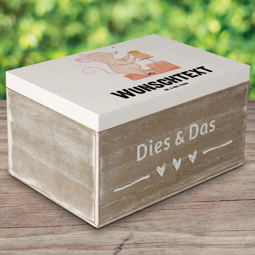 Personalisierte Holzkiste Maus Töpfern Holzkiste mit Namen, Kiste mit Namen, Schatzkiste mit Namen, Truhe mit Namen, Schatulle mit Namen, Erinnerungsbox mit Namen, Erinnerungskiste, mit Namen, Dekokiste mit Namen, Aufbewahrungsbox mit Namen, Holzkiste Personalisiert, Kiste Personalisiert, Schatzkiste Personalisiert, Truhe Personalisiert, Schatulle Personalisiert, Erinnerungsbox Personalisiert, Erinnerungskiste Personalisiert, Dekokiste Personalisiert, Aufbewahrungsbox Personalisiert, Geschenkbox personalisiert, GEschenkdose personalisiert, Geschenk, Sport, Sportart, Hobby, Schenken, Danke, Dankeschön, Auszeichnung, Gewinn, Sportler, Töpfern, Töpferei, Töpferkurs