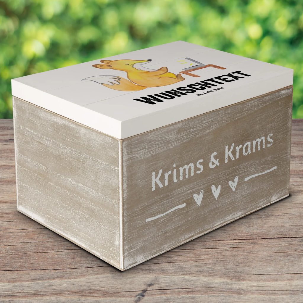 Personalisierte Holzkiste Fuchs Bester Arbeitskollege der Welt Holzkiste mit Namen, Kiste mit Namen, Schatzkiste mit Namen, Truhe mit Namen, Schatulle mit Namen, Erinnerungsbox mit Namen, Erinnerungskiste, mit Namen, Dekokiste mit Namen, Aufbewahrungsbox mit Namen, Holzkiste Personalisiert, Kiste Personalisiert, Schatzkiste Personalisiert, Truhe Personalisiert, Schatulle Personalisiert, Erinnerungsbox Personalisiert, Erinnerungskiste Personalisiert, Dekokiste Personalisiert, Aufbewahrungsbox Personalisiert, Geschenkbox personalisiert, GEschenkdose personalisiert, für, Dankeschön, Geschenk, Schenken, Geburtstag, Geburtstagsgeschenk, Geschenkidee, Danke, Bedanken, Mitbringsel, Freude machen, Geschenktipp, Arbeitskollege, Kollege, Büro, Abschiedsgeschenk, Ruhestand, Arbeit, Mitarbeiter, Berufsgenosse, Beruf