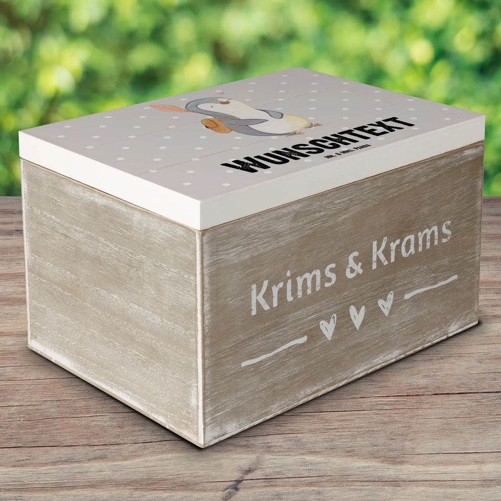 Personalisierte Holzkiste Pinguin Bestes Kind der Welt Holzkiste mit Namen, Kiste mit Namen, Schatzkiste mit Namen, Truhe mit Namen, Schatulle mit Namen, Erinnerungsbox mit Namen, Erinnerungskiste, mit Namen, Dekokiste mit Namen, Aufbewahrungsbox mit Namen, Holzkiste Personalisiert, Kiste Personalisiert, Schatzkiste Personalisiert, Truhe Personalisiert, Schatulle Personalisiert, Erinnerungsbox Personalisiert, Erinnerungskiste Personalisiert, Dekokiste Personalisiert, Aufbewahrungsbox Personalisiert, Geschenkbox personalisiert, GEschenkdose personalisiert, für, Dankeschön, Geschenk, Schenken, Geburtstag, Geburtstagsgeschenk, Geschenkidee, Danke, Bedanken, Mitbringsel, Freude machen, Geschenktipp, Kinder, Kind, Kid, Kids, Kiddy, Bestes, Tochter, Sohn, Nachwuchs, Geburt, Liebling, Taufe