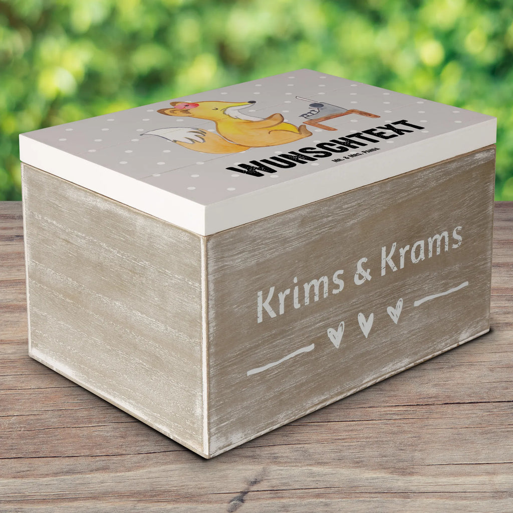 Personalisierte Holzkiste Fuchs Beste Kollegin der Welt Holzkiste mit Namen, Kiste mit Namen, Schatzkiste mit Namen, Truhe mit Namen, Schatulle mit Namen, Erinnerungsbox mit Namen, Erinnerungskiste, mit Namen, Dekokiste mit Namen, Aufbewahrungsbox mit Namen, Holzkiste Personalisiert, Kiste Personalisiert, Schatzkiste Personalisiert, Truhe Personalisiert, Schatulle Personalisiert, Erinnerungsbox Personalisiert, Erinnerungskiste Personalisiert, Dekokiste Personalisiert, Aufbewahrungsbox Personalisiert, Geschenkbox personalisiert, GEschenkdose personalisiert, für, Dankeschön, Geschenk, Schenken, Geburtstag, Geburtstagsgeschenk, Geschenkidee, Danke, Bedanken, Mitbringsel, Freude machen, Geschenktipp, Arbeitskollegin, Kollegin, Freundin, Büro, Abschiedsgeschenk, Ruhestand, Arbeit, Mitarbeiterin, Berufsgenossin, Beruf