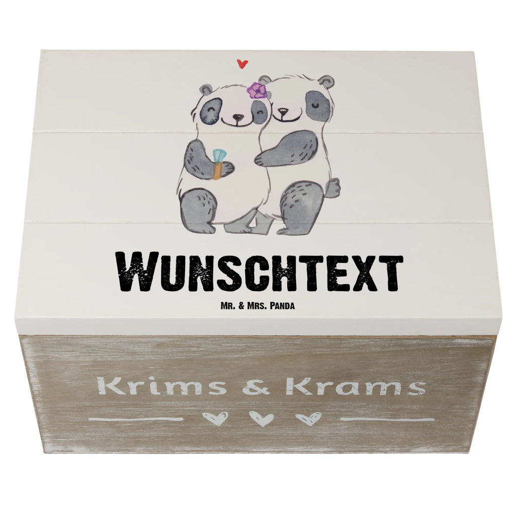 Personalisierte Holzkiste Panda Beste Verlobte der Welt Holzkiste mit Namen, Kiste mit Namen, Schatzkiste mit Namen, Truhe mit Namen, Schatulle mit Namen, Erinnerungsbox mit Namen, Erinnerungskiste, mit Namen, Dekokiste mit Namen, Aufbewahrungsbox mit Namen, Holzkiste Personalisiert, Kiste Personalisiert, Schatzkiste Personalisiert, Truhe Personalisiert, Schatulle Personalisiert, Erinnerungsbox Personalisiert, Erinnerungskiste Personalisiert, Dekokiste Personalisiert, Aufbewahrungsbox Personalisiert, Geschenkbox personalisiert, GEschenkdose personalisiert, für, Dankeschön, Geschenk, Schenken, Geburtstag, Geburtstagsgeschenk, Geschenkidee, Danke, Bedanken, Mitbringsel, Freude machen, Geschenktipp, Verlobte, Verloben, Verlobung, Traumfrau, Frau, Freundin, Ehefrau, Zukünftige, Hochzeit, Ehe