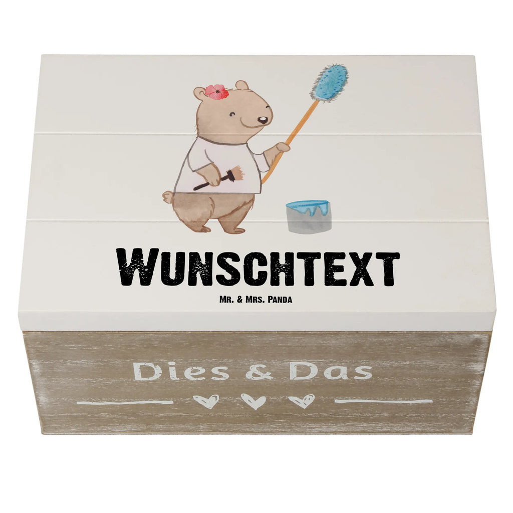 Personalisierte Holzkiste Malerin Herz Holzkiste mit Namen, Kiste mit Namen, Schatzkiste mit Namen, Truhe mit Namen, Schatulle mit Namen, Erinnerungsbox mit Namen, Erinnerungskiste, mit Namen, Dekokiste mit Namen, Aufbewahrungsbox mit Namen, Holzkiste Personalisiert, Kiste Personalisiert, Schatzkiste Personalisiert, Truhe Personalisiert, Schatulle Personalisiert, Erinnerungsbox Personalisiert, Erinnerungskiste Personalisiert, Dekokiste Personalisiert, Aufbewahrungsbox Personalisiert, Geschenkbox personalisiert, GEschenkdose personalisiert, Beruf, Ausbildung, Jubiläum, Abschied, Rente, Kollege, Kollegin, Geschenk, Schenken, Arbeitskollege, Mitarbeiter, Firma, Danke, Dankeschön, Maler, Malermeisterin, Gesellenprüfung, Meisterprüfung, Malerbetrieb