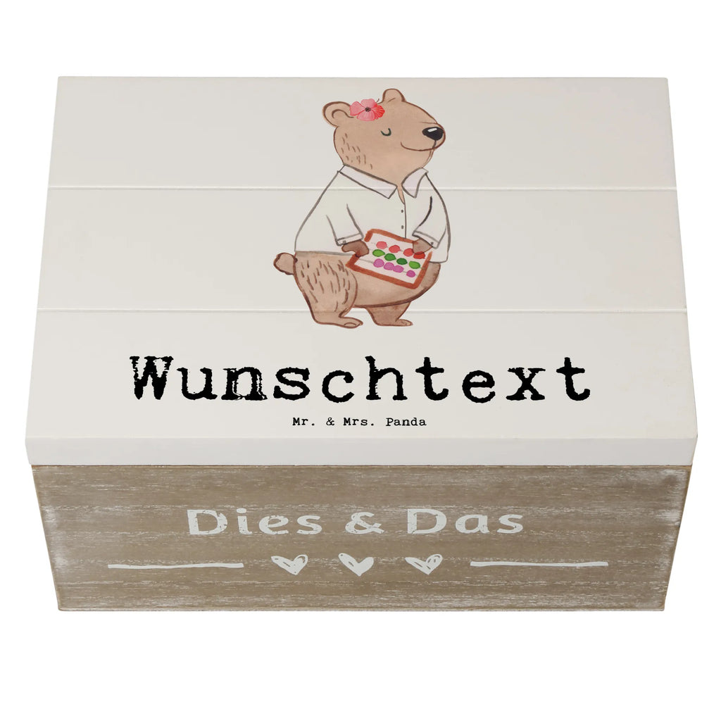 Personalisierte Holzkiste Bankfachfrau mit Herz Holzkiste mit Namen, Kiste mit Namen, Schatzkiste mit Namen, Truhe mit Namen, Schatulle mit Namen, Erinnerungsbox mit Namen, Erinnerungskiste, mit Namen, Dekokiste mit Namen, Aufbewahrungsbox mit Namen, Holzkiste Personalisiert, Kiste Personalisiert, Schatzkiste Personalisiert, Truhe Personalisiert, Schatulle Personalisiert, Erinnerungsbox Personalisiert, Erinnerungskiste Personalisiert, Dekokiste Personalisiert, Aufbewahrungsbox Personalisiert, Geschenkbox personalisiert, GEschenkdose personalisiert, Beruf, Ausbildung, Jubiläum, Abschied, Rente, Kollege, Kollegin, Geschenk, Schenken, Arbeitskollege, Mitarbeiter, Firma, Danke, Dankeschön, Bankfachfrau, Bankangestellte, Bänkerin, Bankberaterin