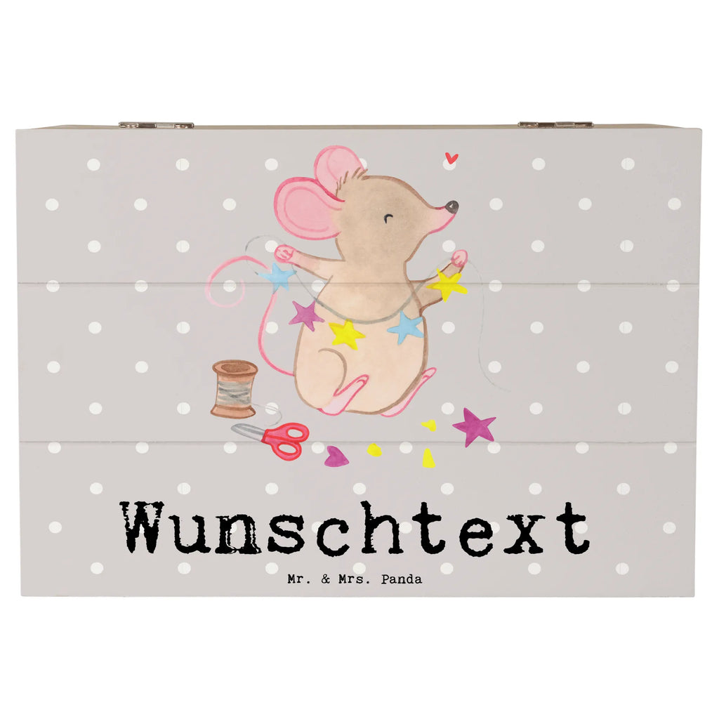 Personalisierte Holzkiste Maus Basteln Holzkiste mit Namen, Kiste mit Namen, Schatzkiste mit Namen, Truhe mit Namen, Schatulle mit Namen, Erinnerungsbox mit Namen, Erinnerungskiste, mit Namen, Dekokiste mit Namen, Aufbewahrungsbox mit Namen, Holzkiste Personalisiert, Kiste Personalisiert, Schatzkiste Personalisiert, Truhe Personalisiert, Schatulle Personalisiert, Erinnerungsbox Personalisiert, Erinnerungskiste Personalisiert, Dekokiste Personalisiert, Aufbewahrungsbox Personalisiert, Geschenkbox personalisiert, GEschenkdose personalisiert, Geschenk, Sport, Sportart, Hobby, Schenken, Danke, Dankeschön, Auszeichnung, Gewinn, Sportler, Basteln, DIY, kreatives Basteln